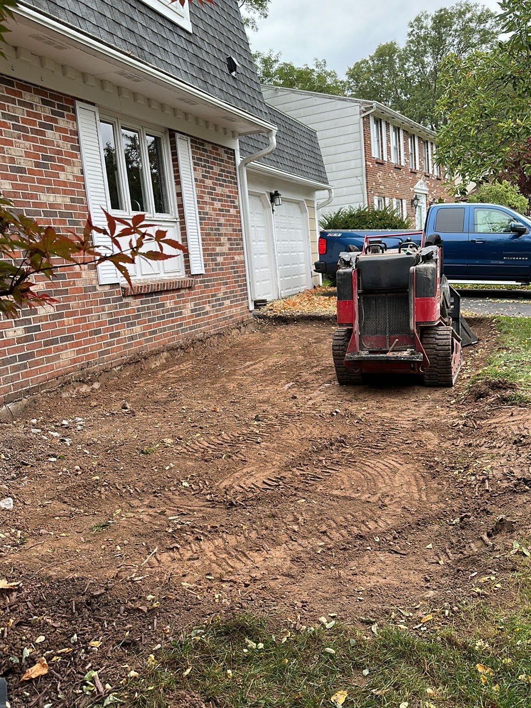 Ashlar slate stamped concrete patio  by NG Masonry & Construction LLC
