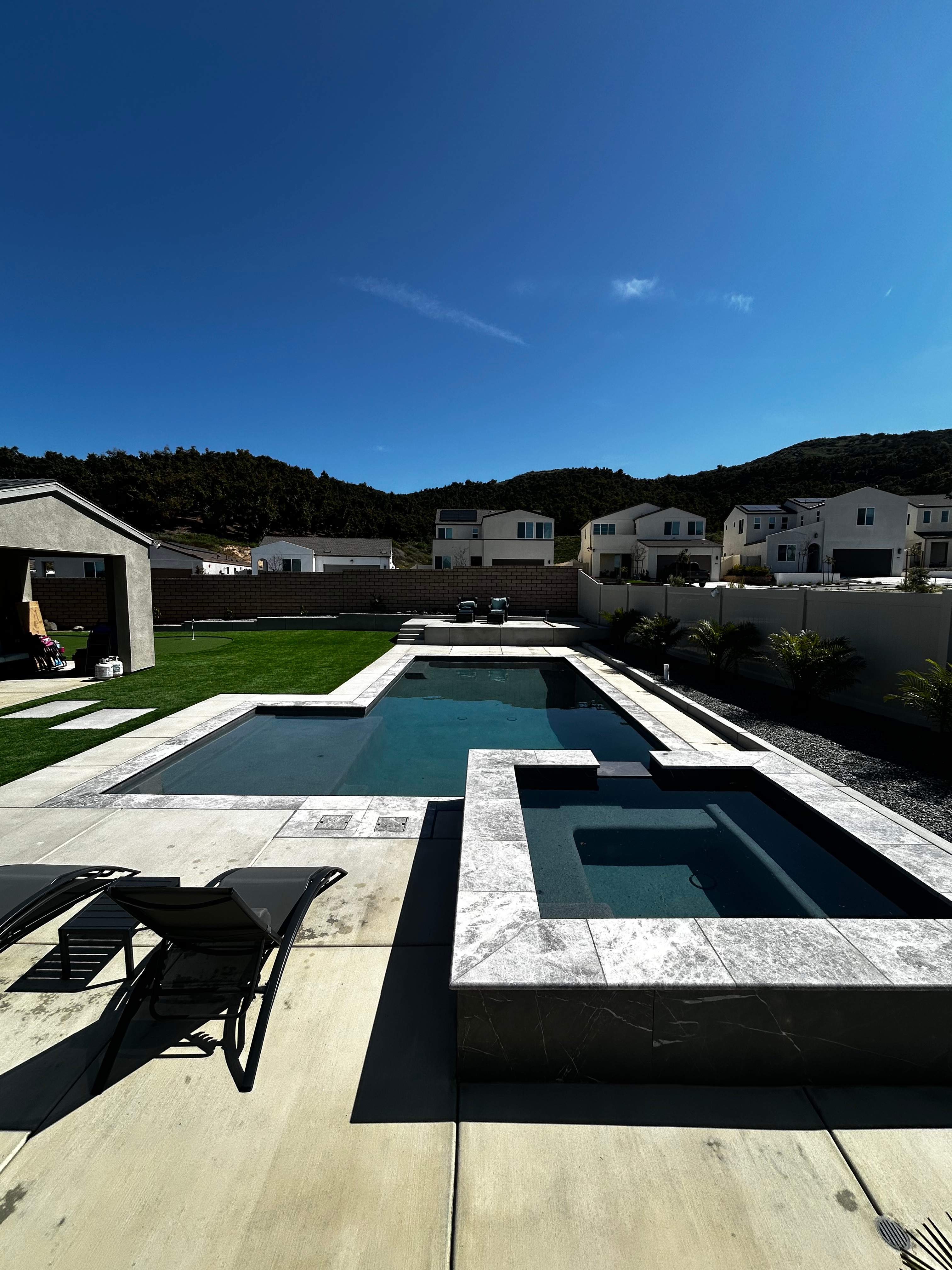 Pool and spa by Premier Pools and Spas Temecula