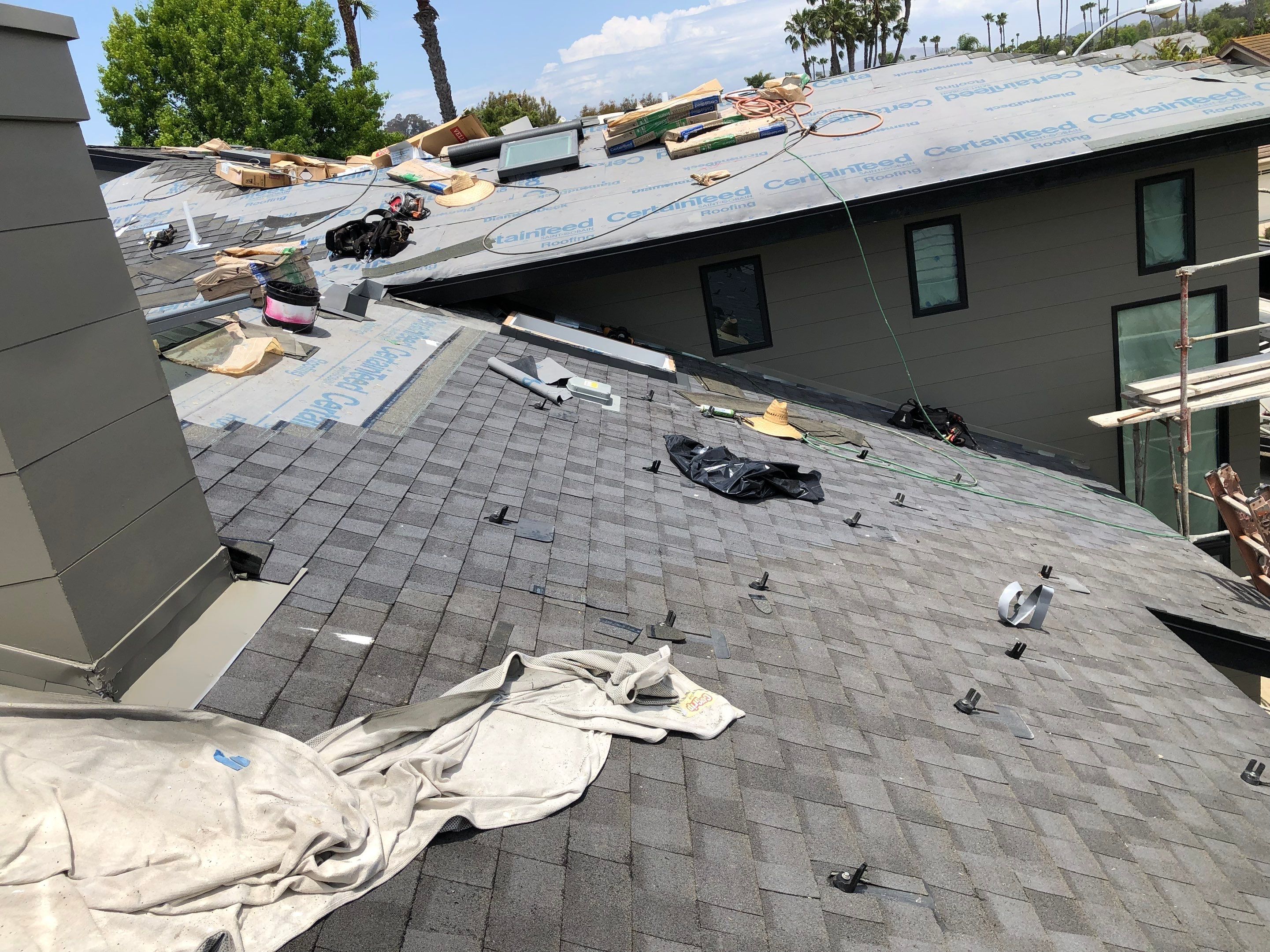 Rancho Santa Fe New Construction Roof | CertainTeed Landmark Solaris with Integrated Solar by Zenith Roofing Services