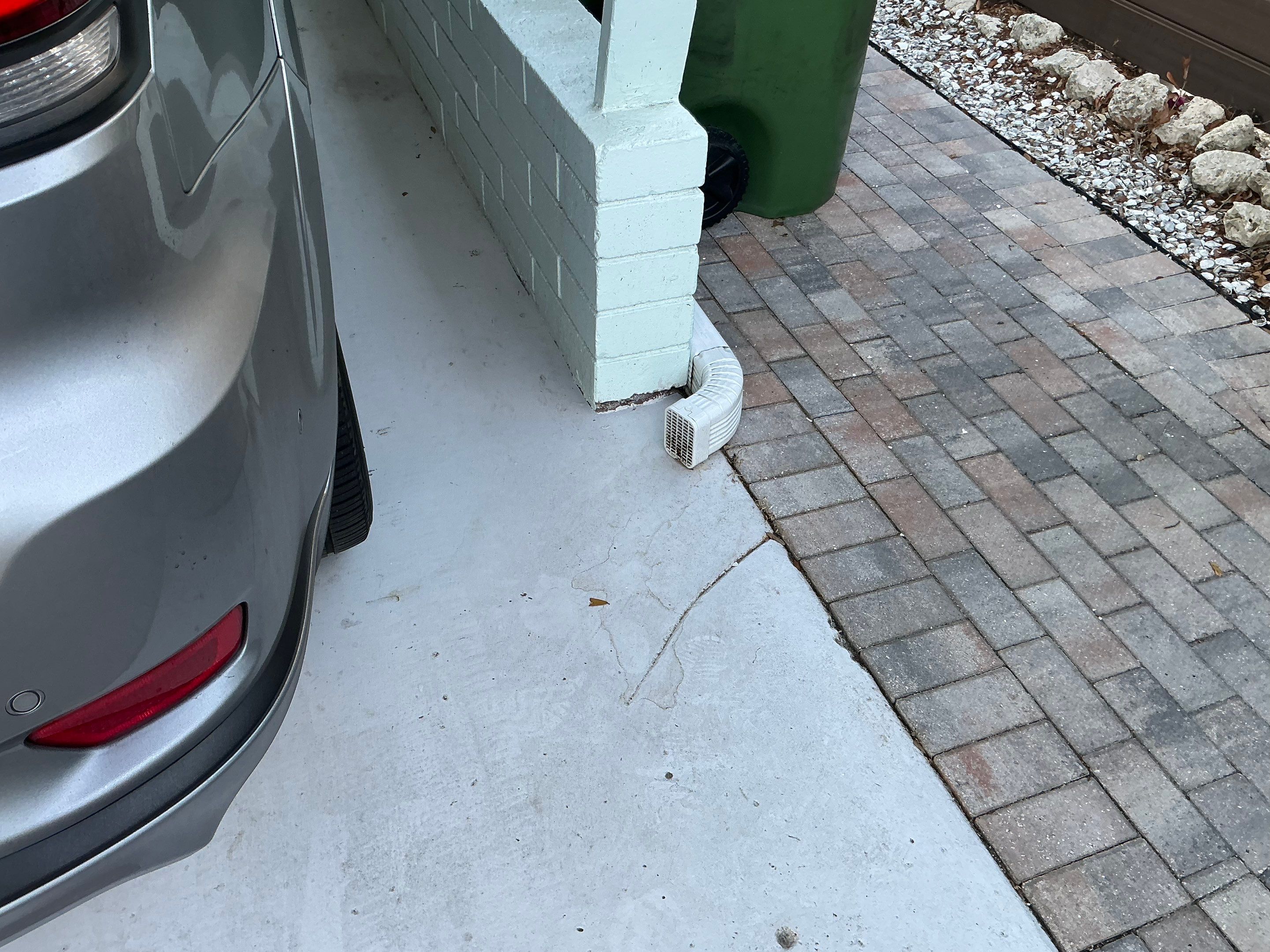 Elegant 7-Inch Seamless Gutters in Sarasota FL in Sarasota FL by Gutter Professors