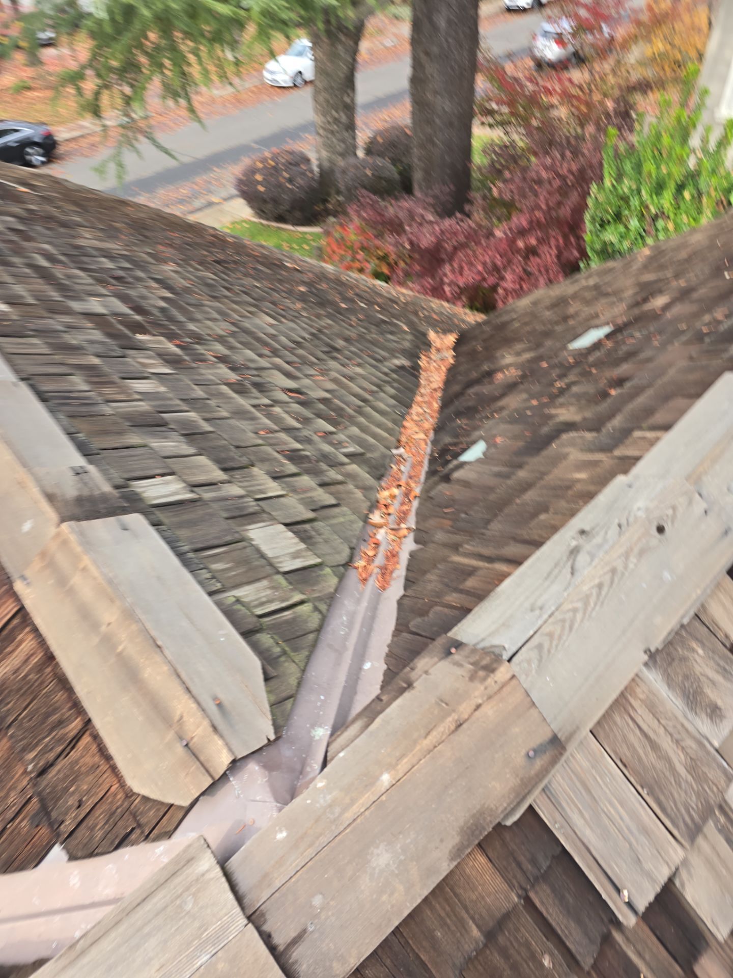 Shake Roof Repair in Sacramento-CA by Grandmark Service Company