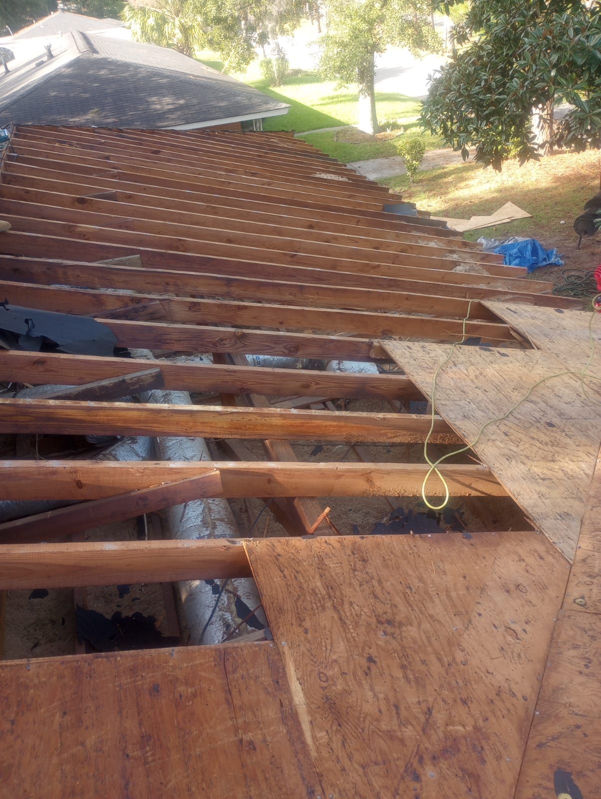 Residential Roofing Installation using Owens Corning Oakridge Estate Grey by Talya Roofing