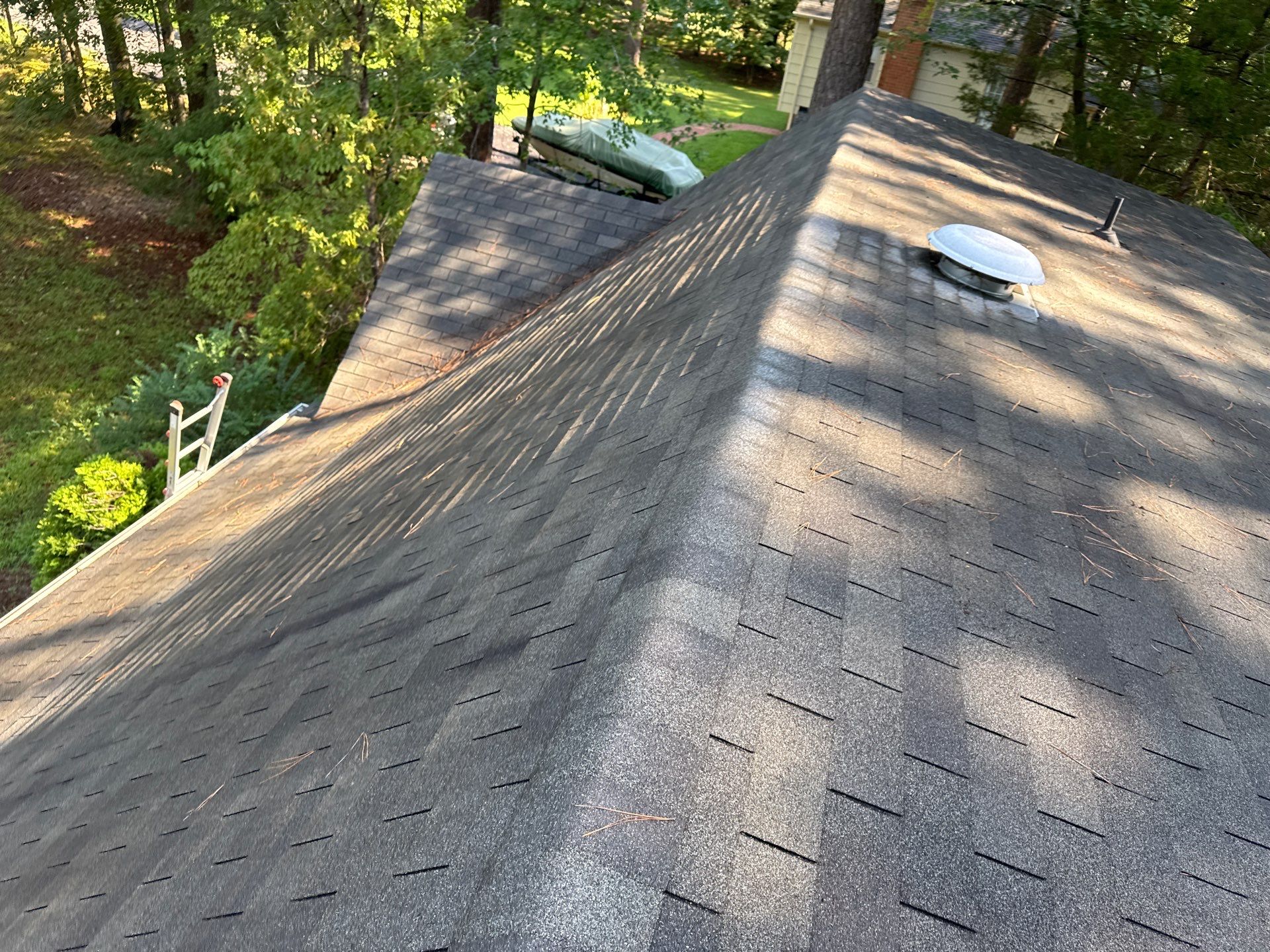 Architectural Shingle Roof and New Siding Installation in Richmond by Cade Construction