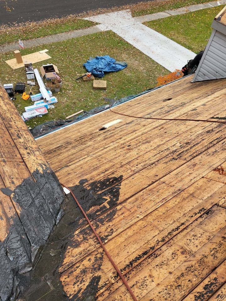 ATLAS PINNACLE PRISTINE COLOR: COPPER CANYON DRIP EDGE: WHITE by Eagle Eye Roofing