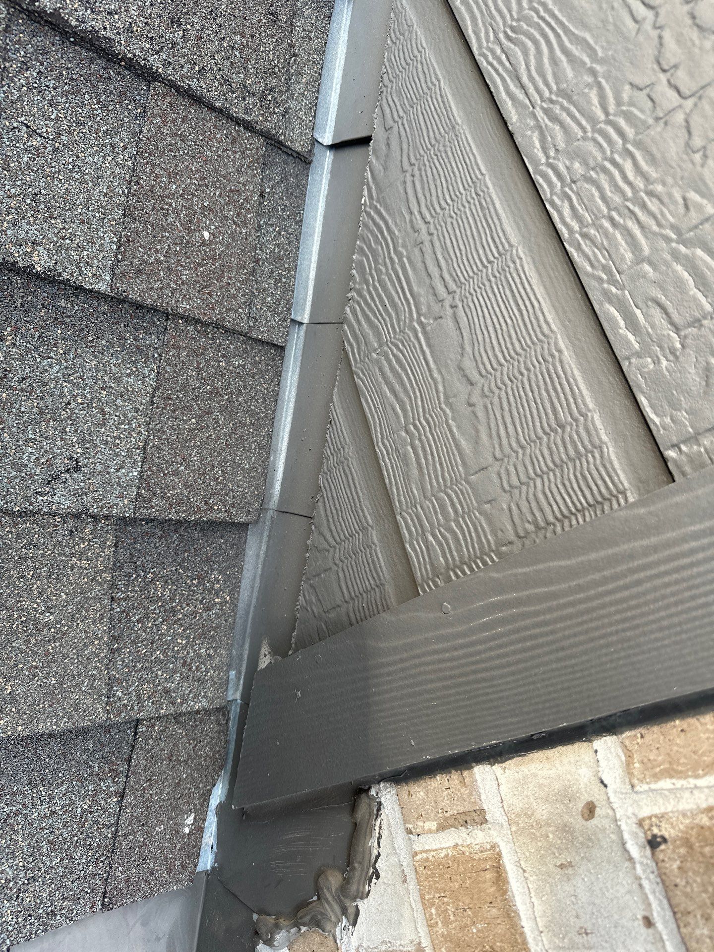 Hail Damage using Owen's Corning Duration (Lifetime) Shingles by Roof Repair Company