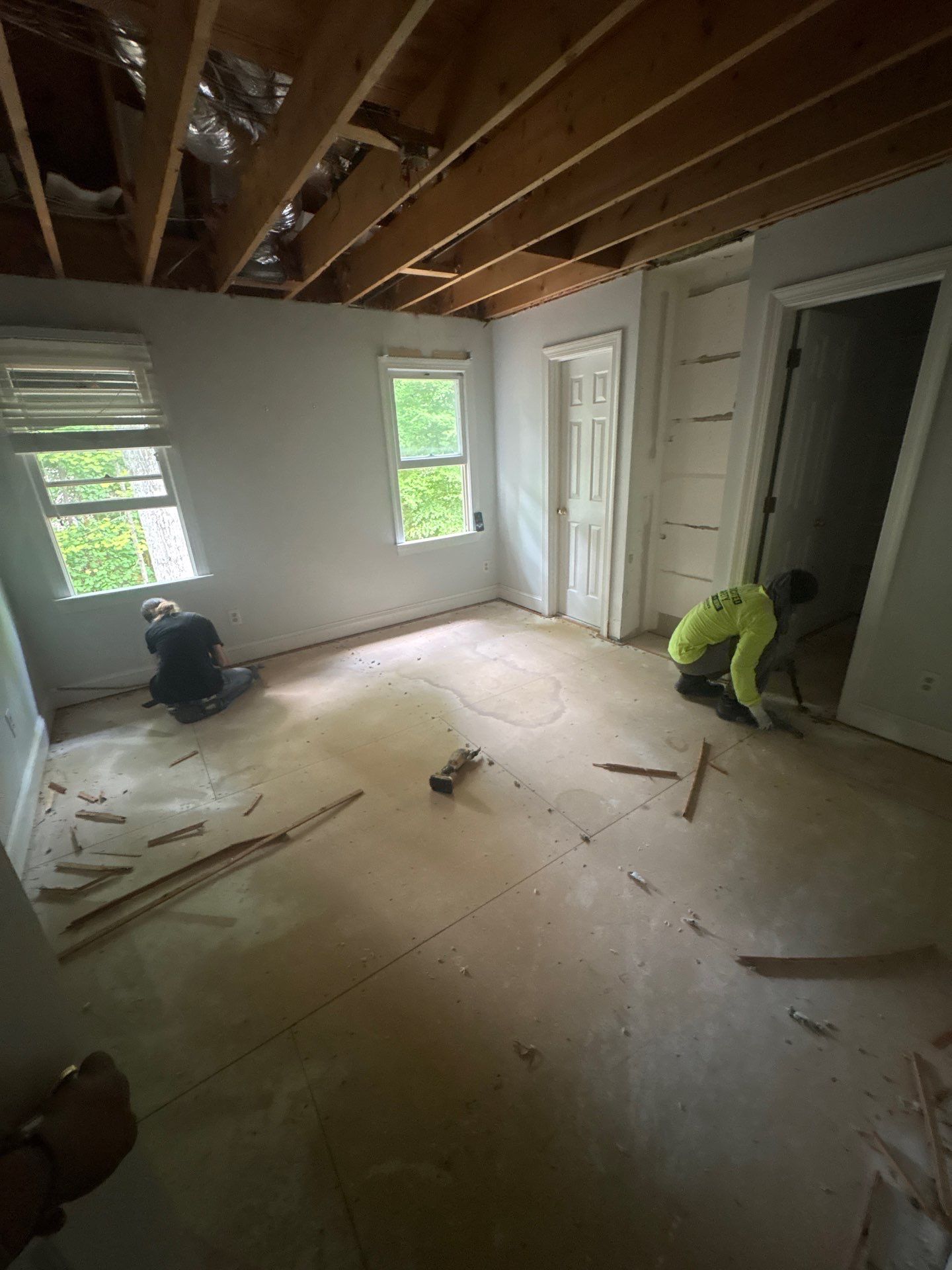 Storm Damage Mitigation and Structural Drying After Tree Impact in Raleigh by One Team Restoration