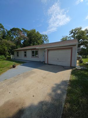 Energy-Efficient White Vinyl Window Replacement Throughout Ocala Residence