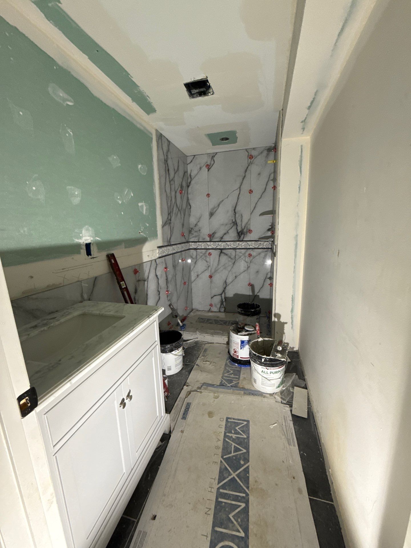 kitchenette and full bathroom  by Jesus Master Handyman LLC 