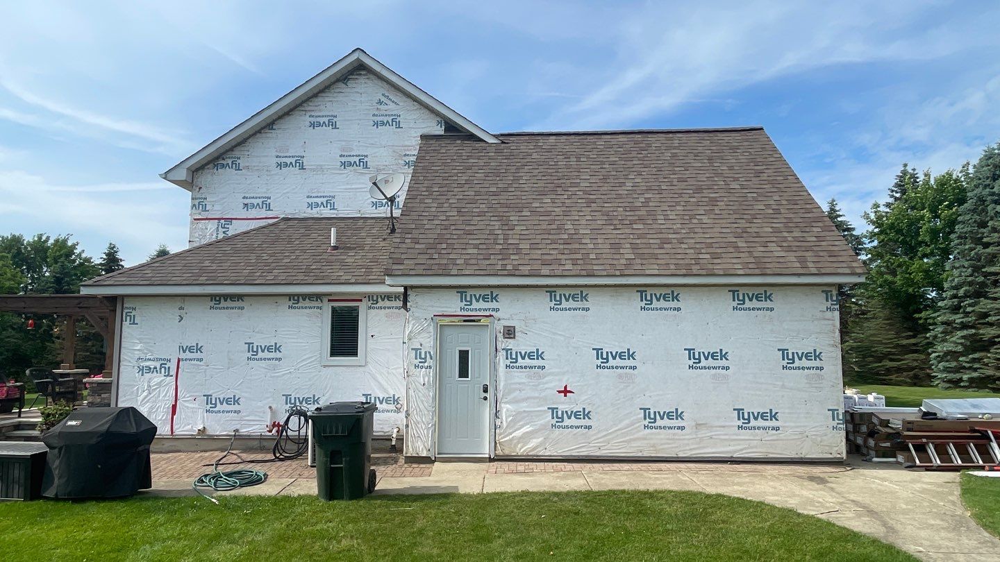 Siding Replacement using Certainteed Restoration Classic D4 by 180 Contractors