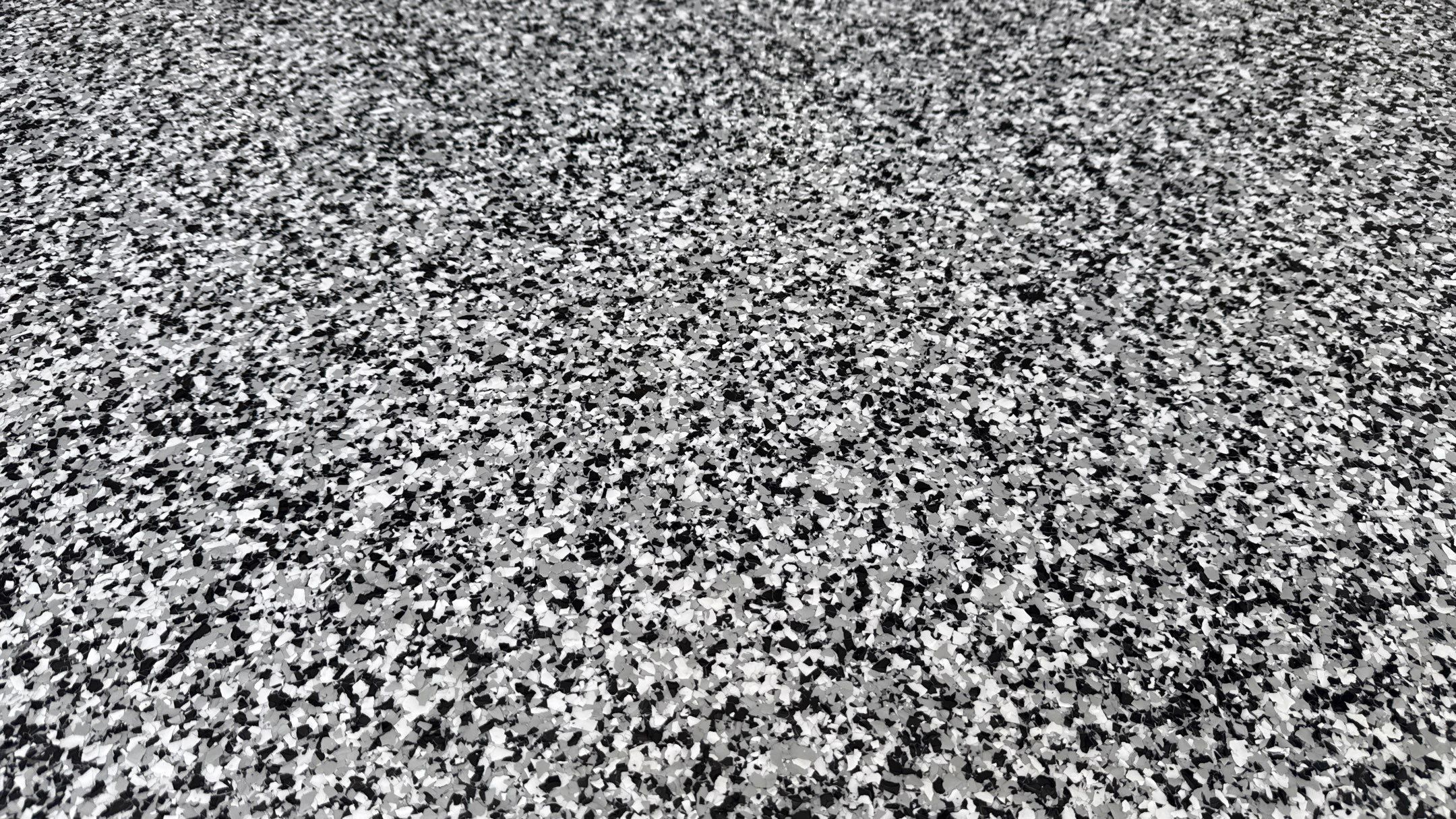 Jan's New Domino Floor Look by Banner Garage