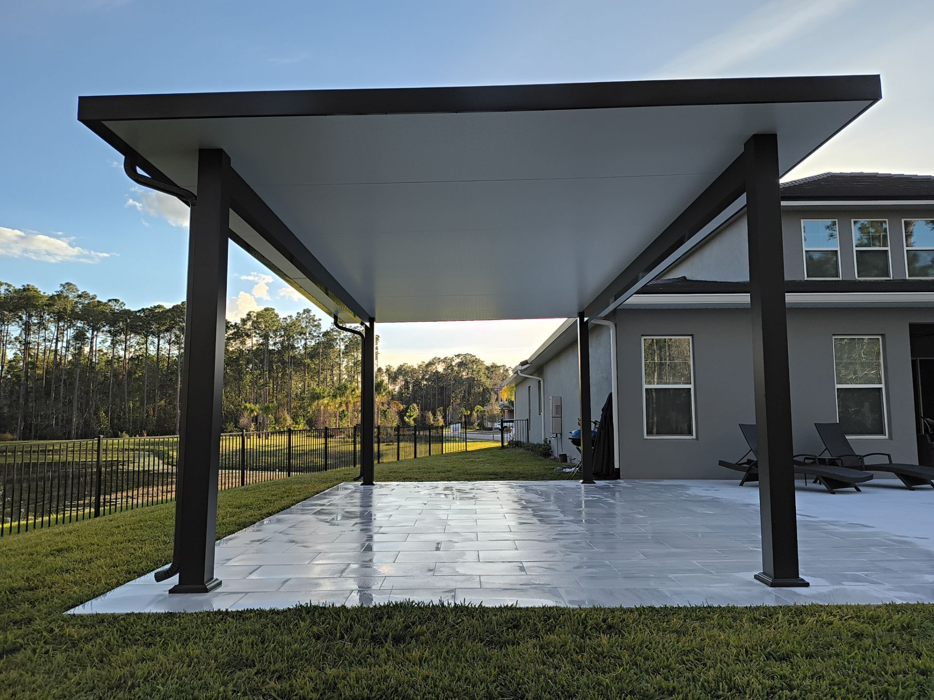 Modern Freestanding Insulated Pavilion | Windermere Poolside Oasis by Orlando pergolas 