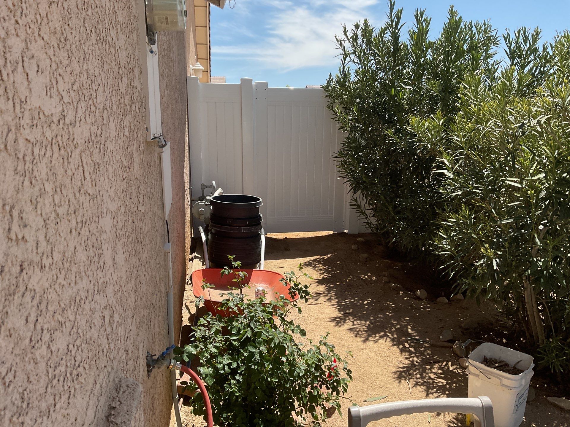 Fence Installation using Vinyl by Fence Guys Inc. 