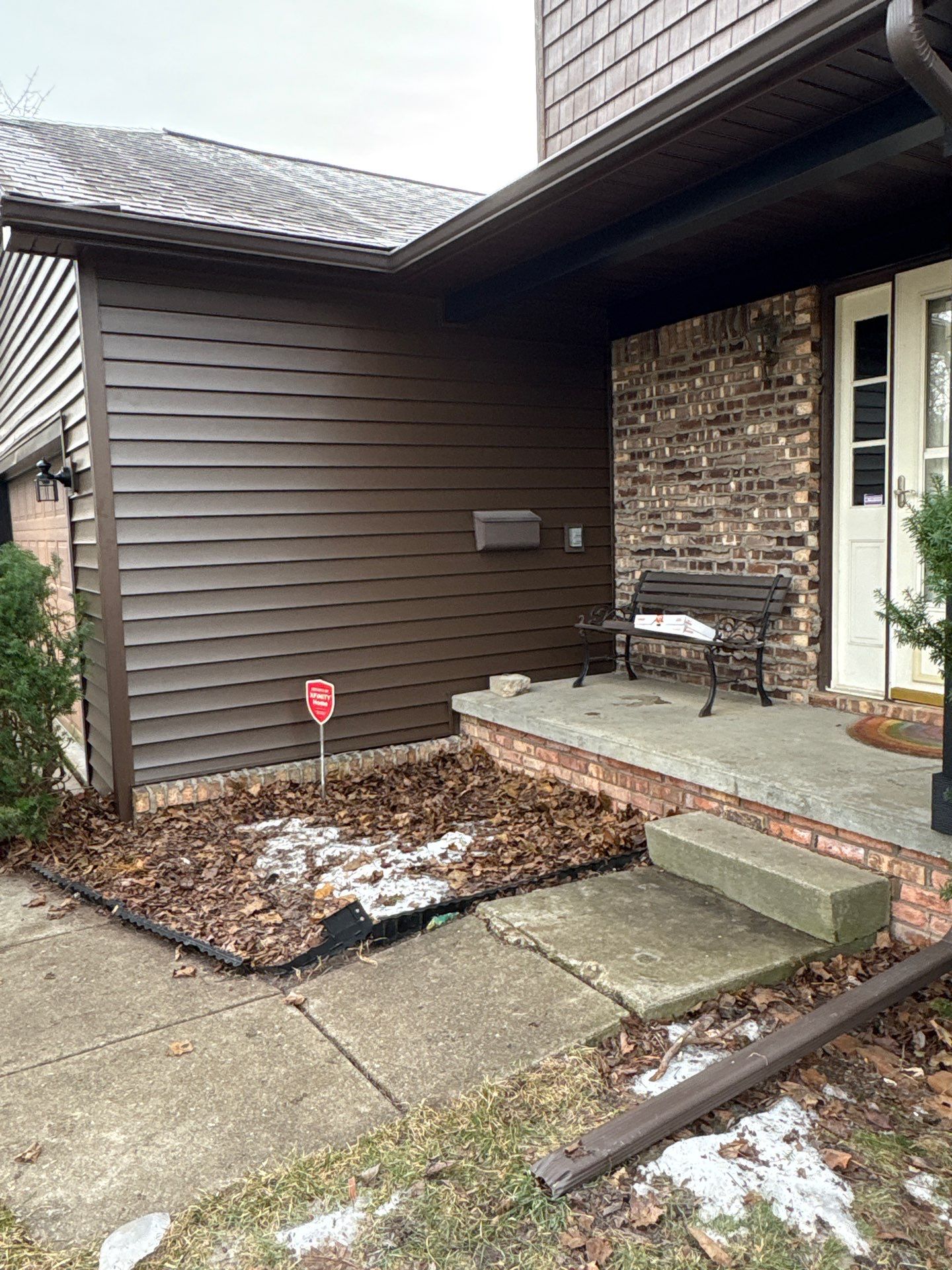 2126 Barritt Street • Lansing, MI 48912 by Veteran Roofing & Exteriors