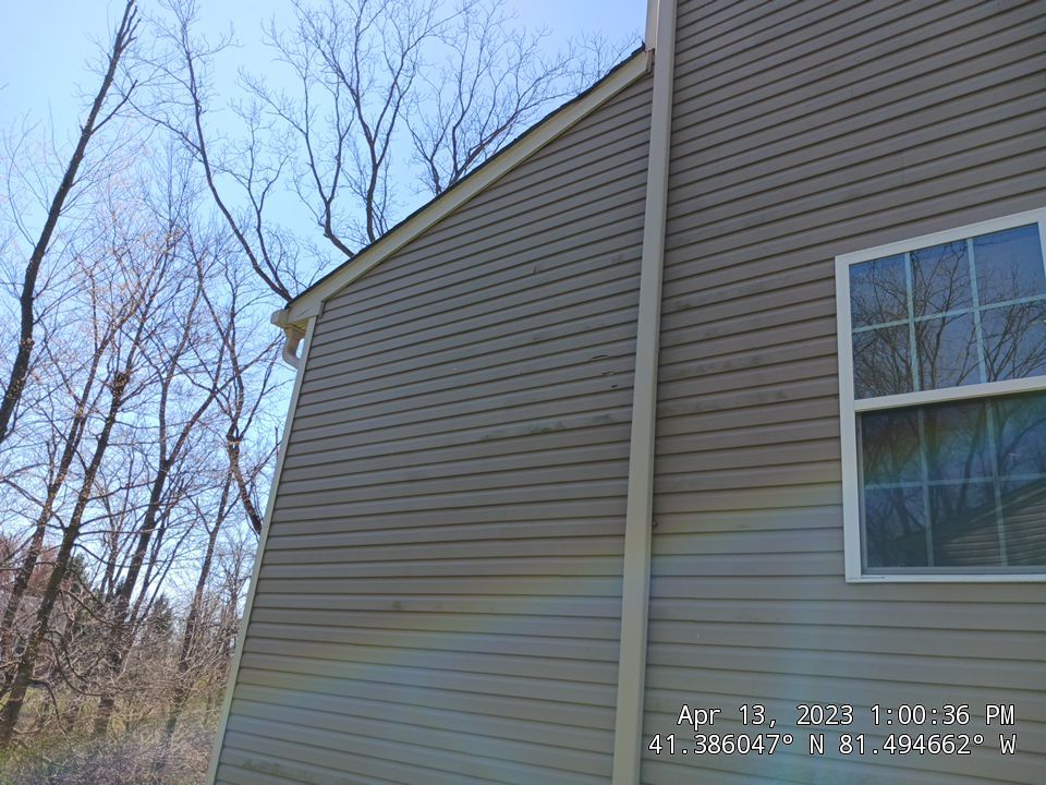 Residential Roof Replacement using CertainTeed Grand Manor by Absolute Roofing and Construction
