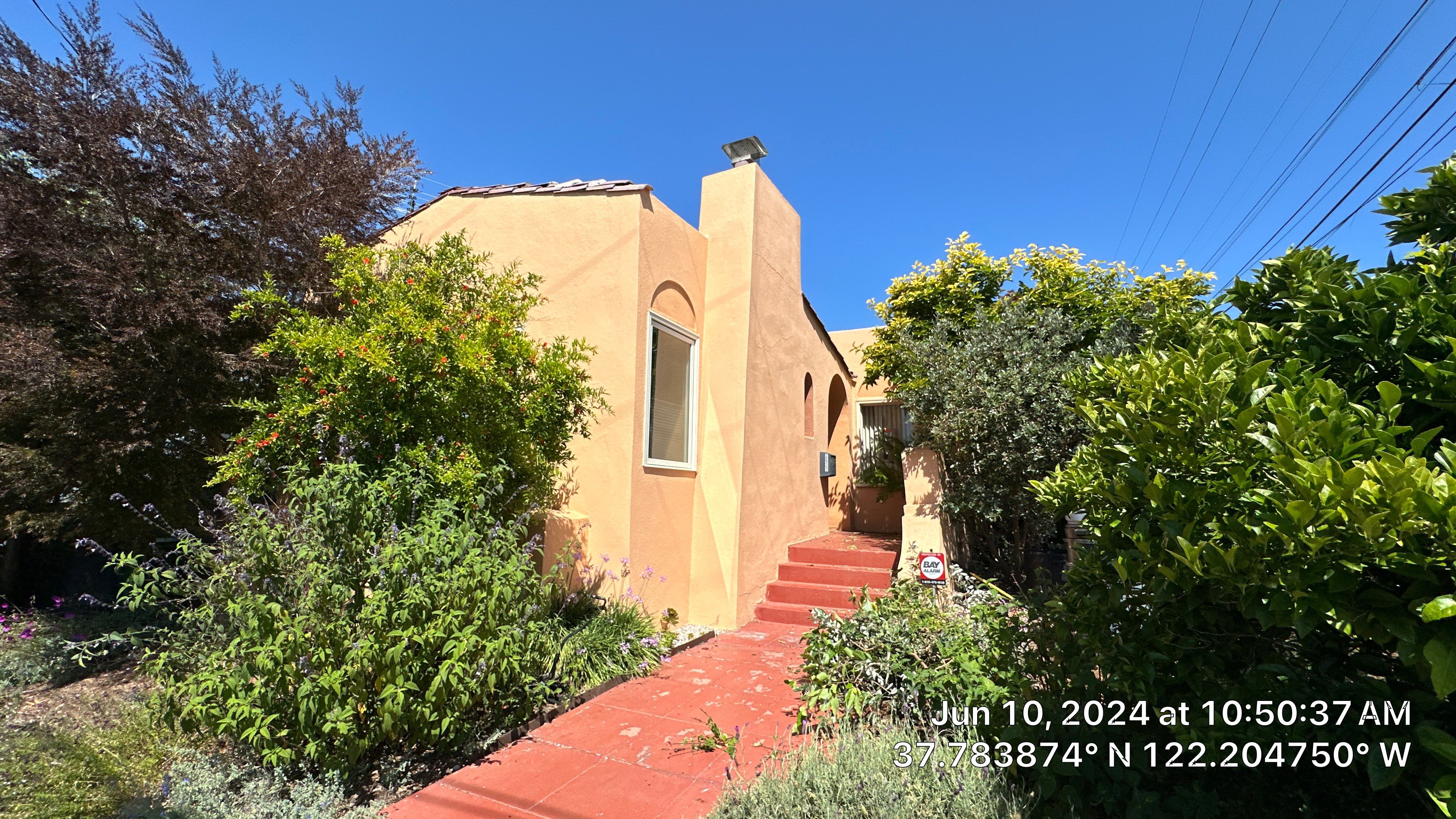 Project in Oakland by Herrera’s Bay Area Painting inc.