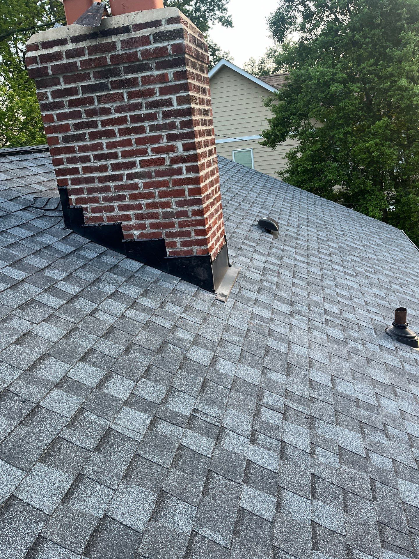 Arlington: CertainTeed Landmark Pro Designer Shingles in Max Def Pewter by RM Banning, Inc.