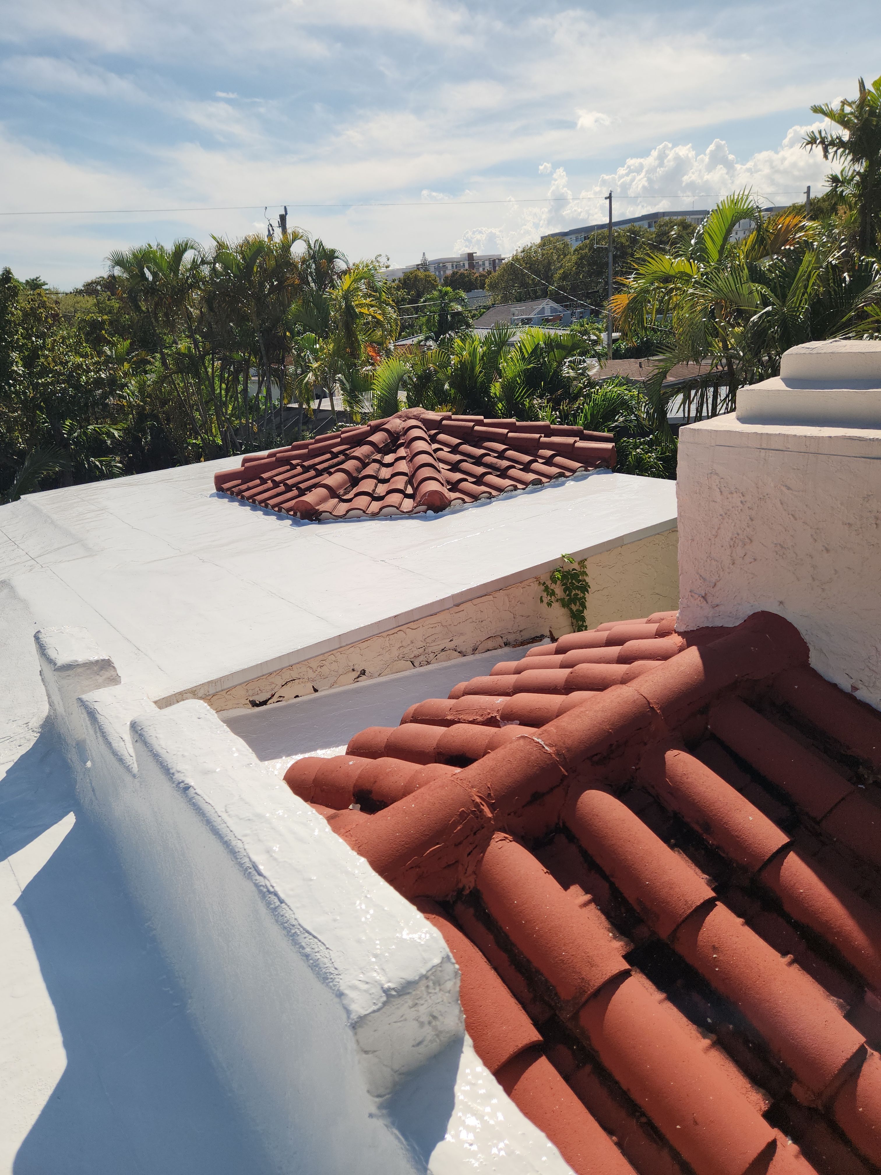Expert Silicone Roof Coating in Hollywood – Aastro Roofing Delivers Long-Lasting Protection by Aastro Roofing