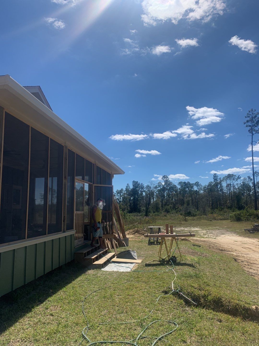 6 Inch Seamless Gutters using K-Style Seamless Gutters in Wewahitchka, FL by Gutter Professors