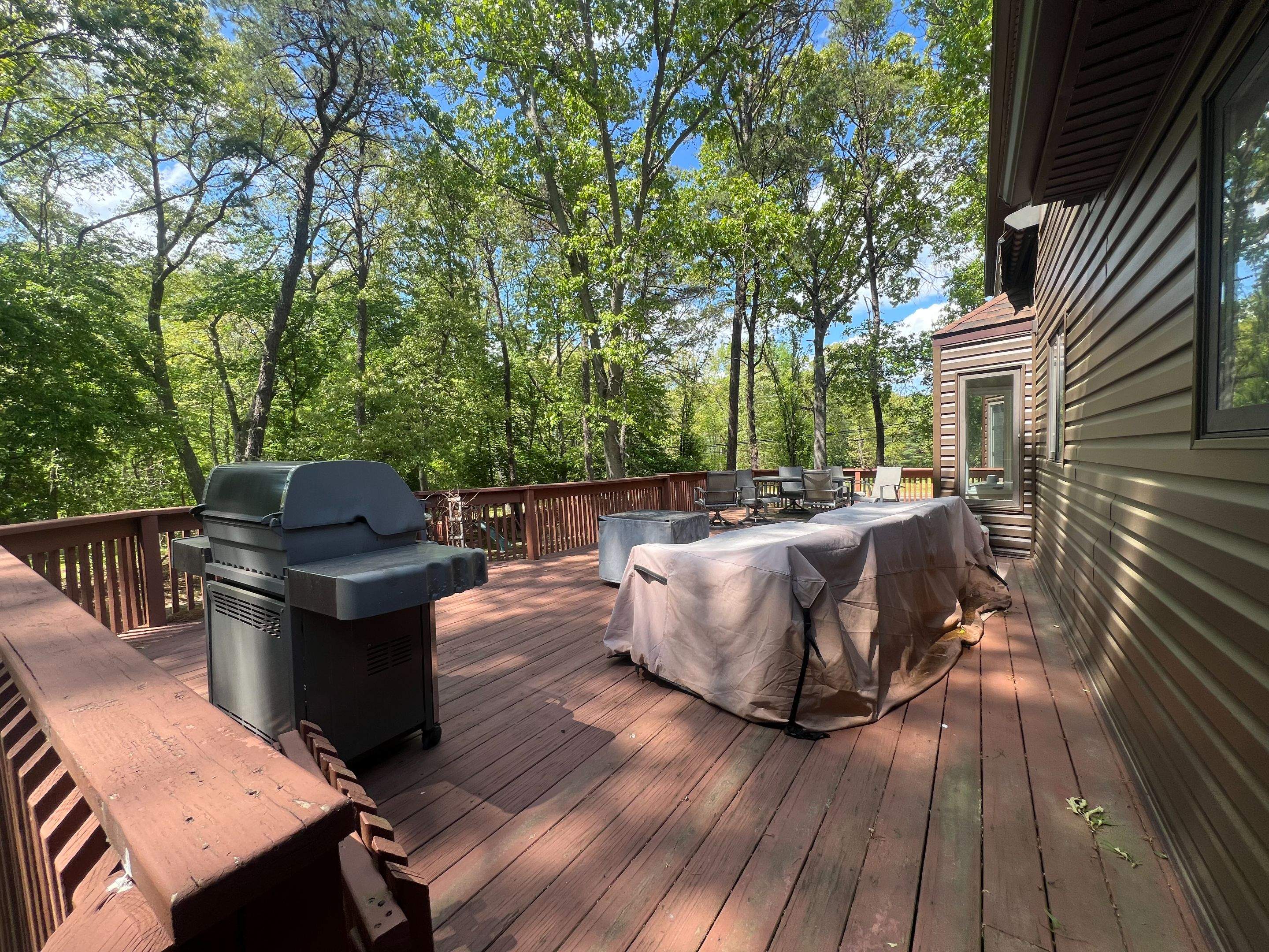 Deck Resurfacing in Manalapan Township, New Jersey by deck guardian