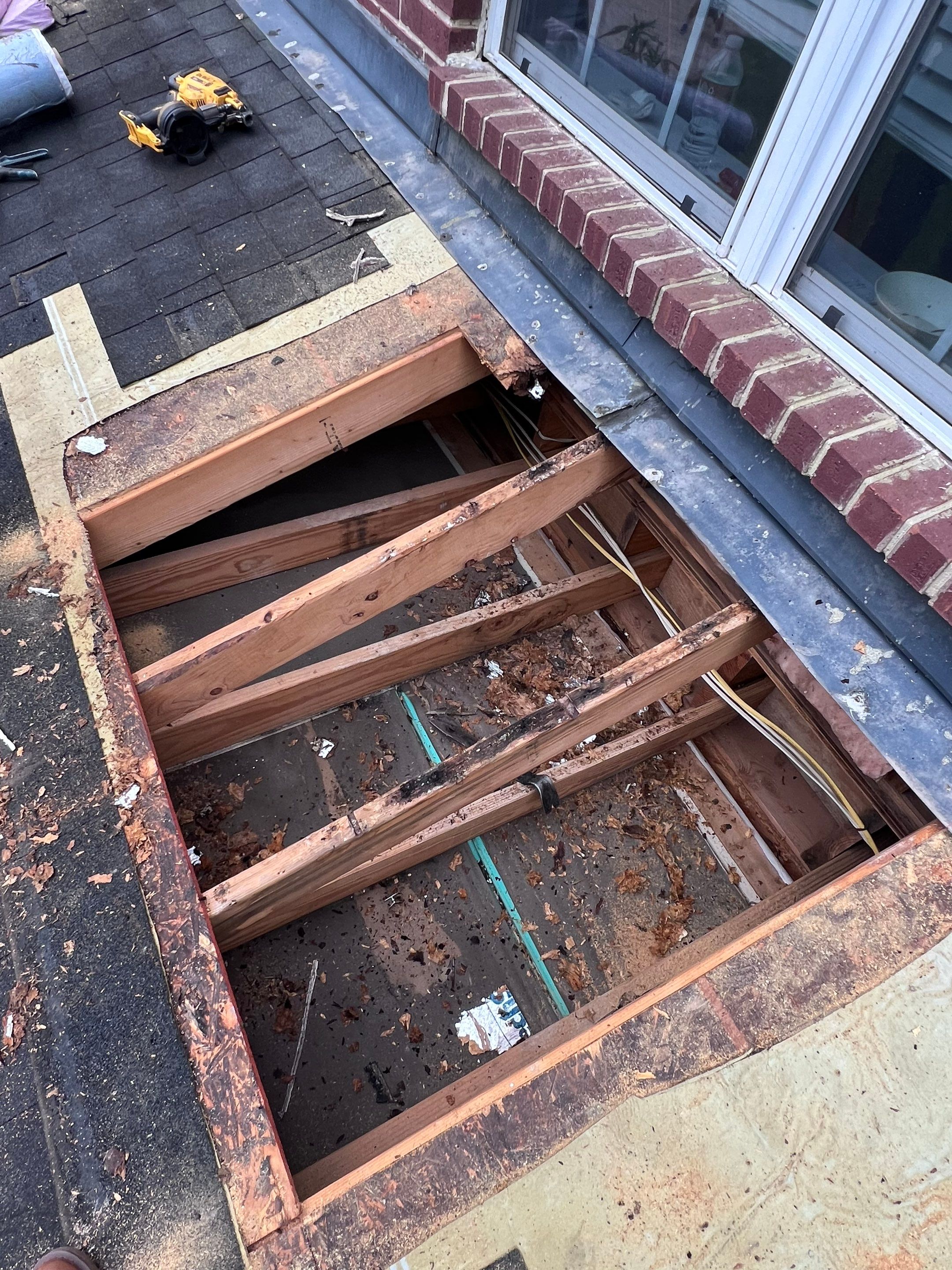 Residential Roofing Repair using Owen's Corning Duration (Lifetime) Shingles by Roof Repair Company