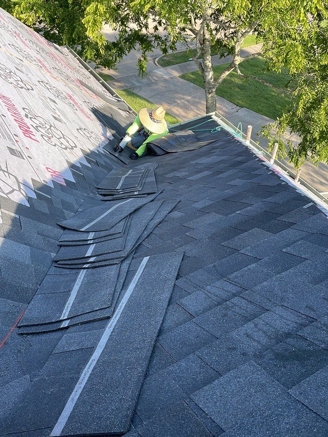 Residential Roofing Installation using Owen's Corning Duration (Lifetime) Shingles by Roof Repair Company
