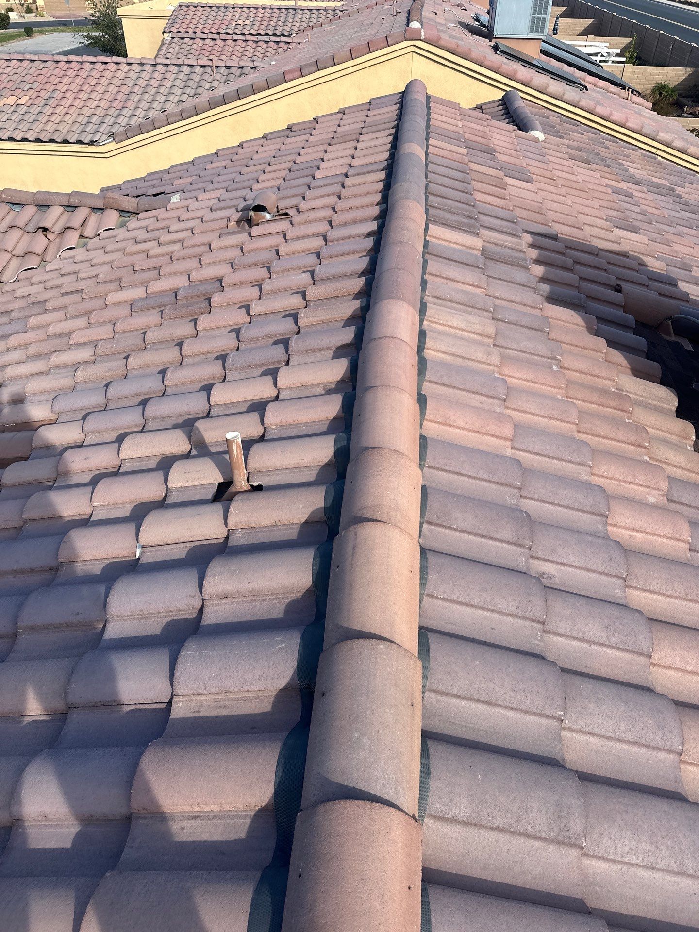 Mocha Range Concrete Tile by Reimagine Roofing
