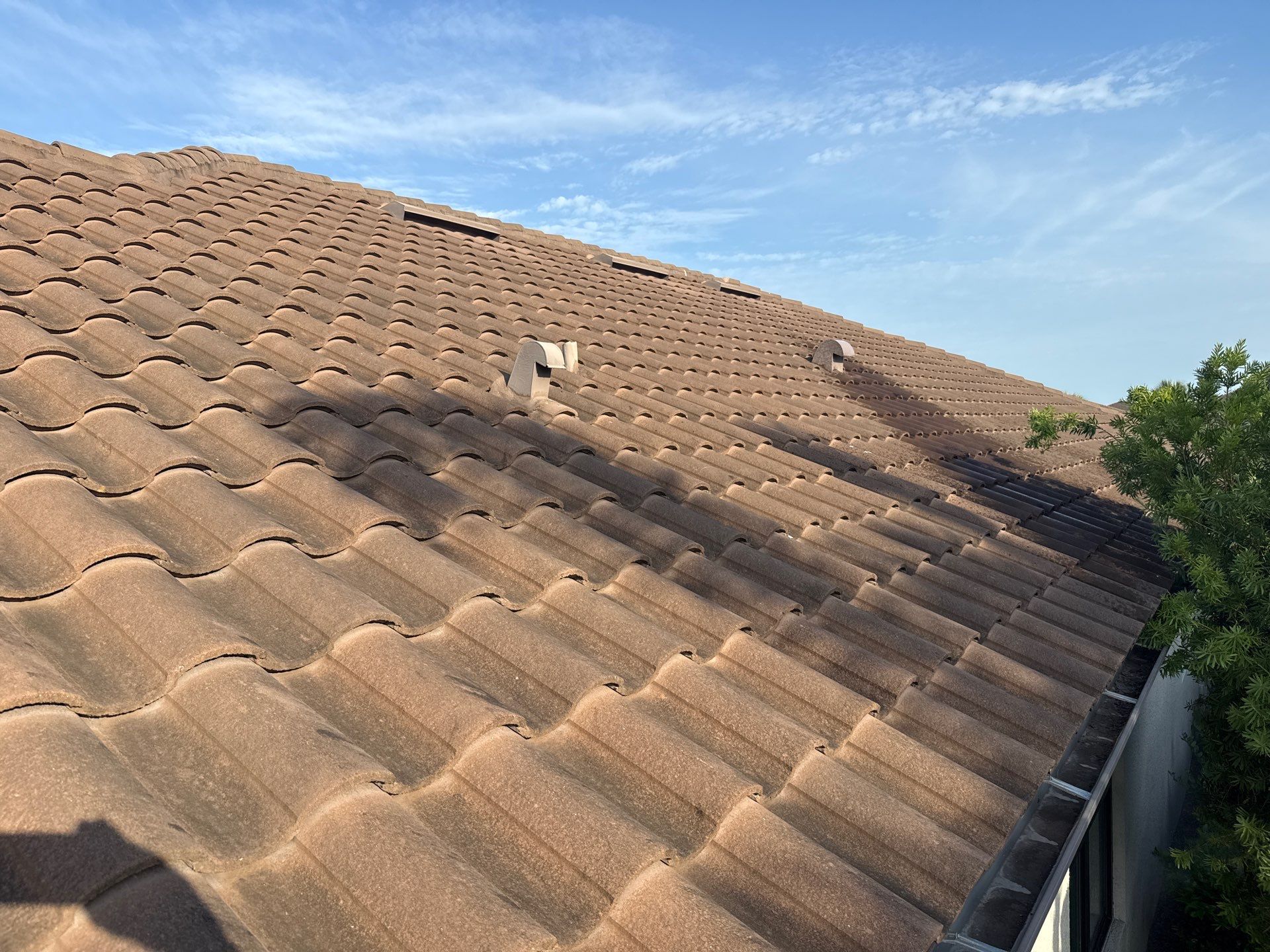 Soft Wash Roof Cleaning – Concrete Tile Roof | Artisan Lakes Esplanade, Palmetto, FL by Sunshine AquaWash