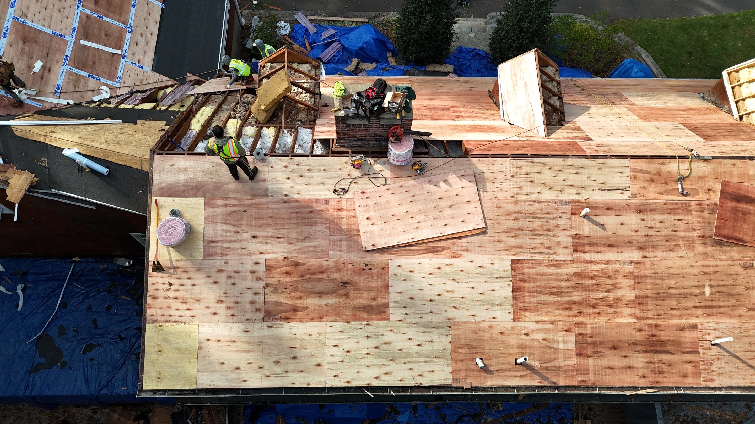 Owens Corning Duration : Chateau Green with Copper Accents in Avon, CT by Golden Shield Roofing