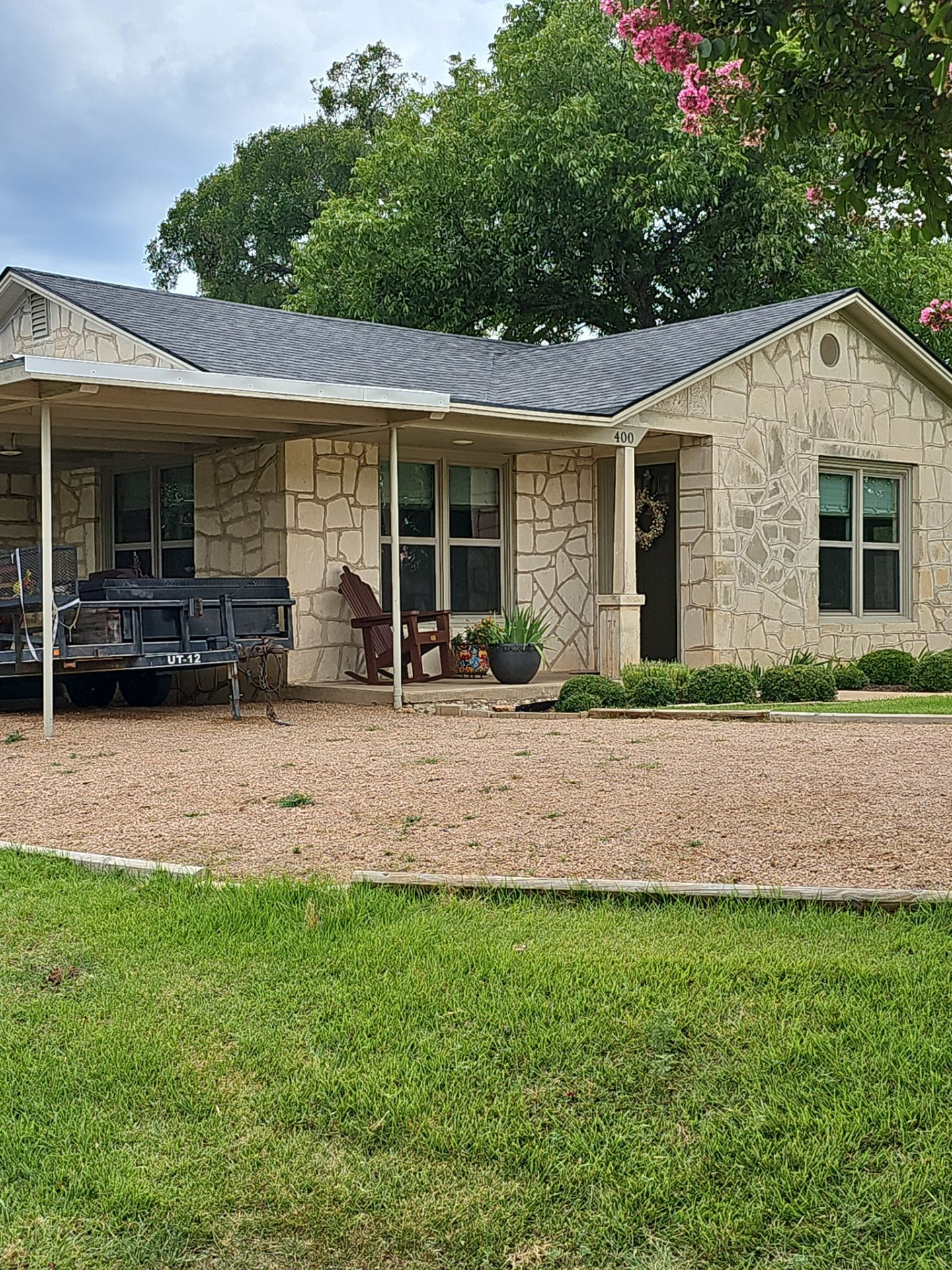 Residential Roofing Installation using Owens Corning Oakridge Onyx Black by DeZign Roofing & Exteriors