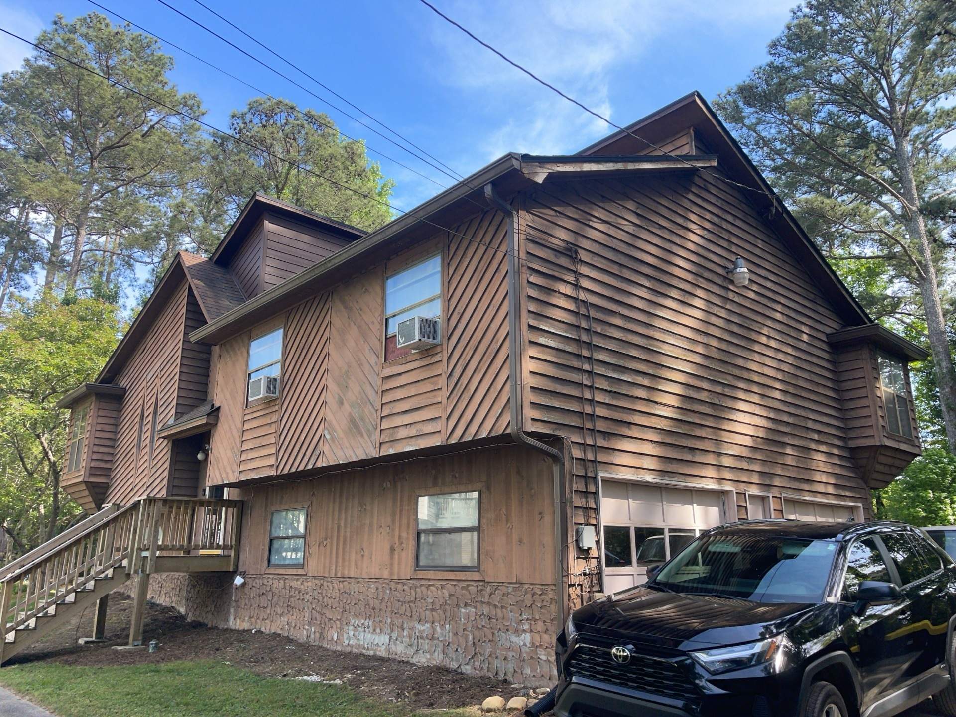 Snellville,GA Siding Replacement and Multi-Colored Exterior Painting by Nelson Exteriors