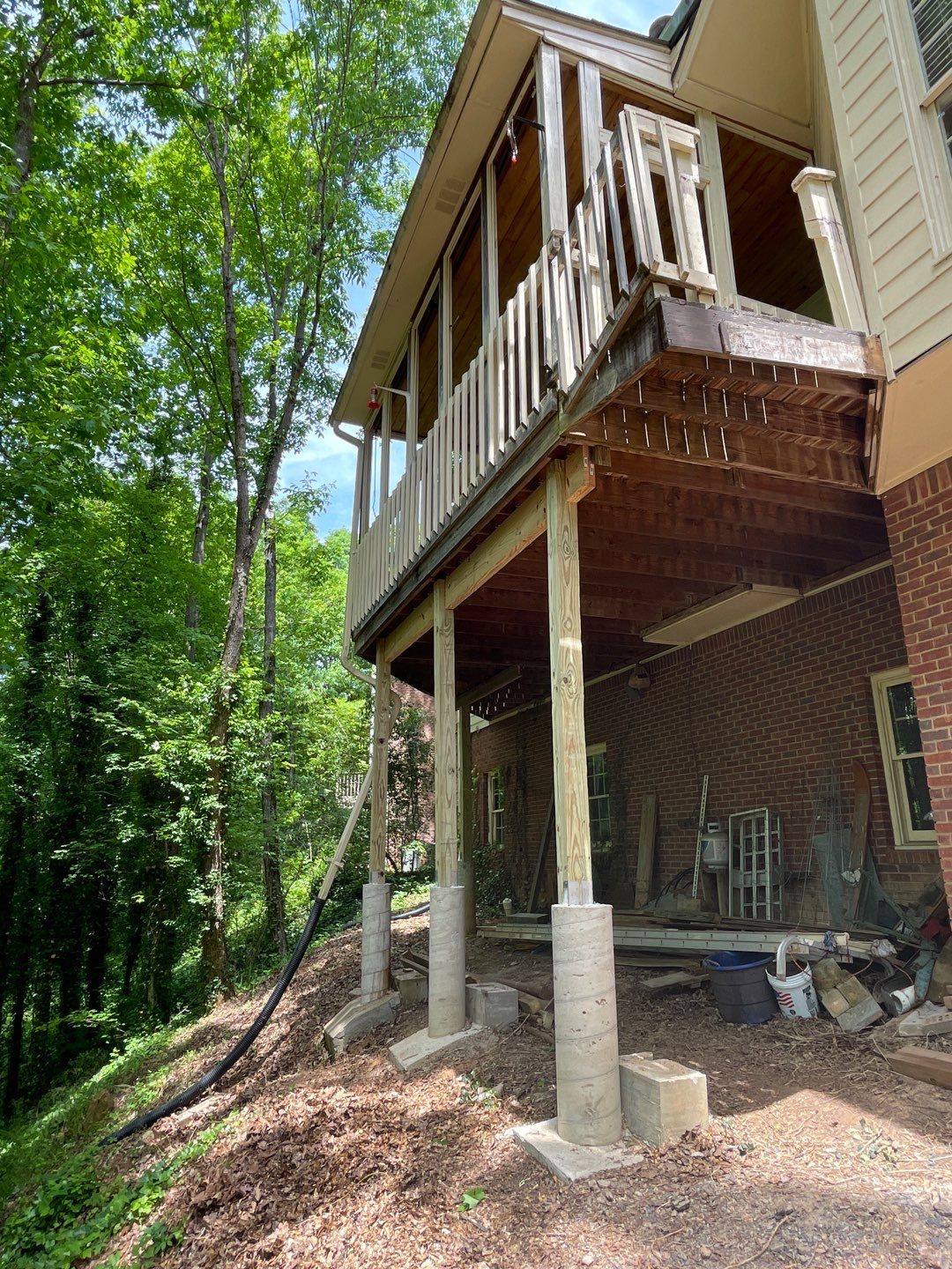 Riverchase - Structural Support by Pillar and Pine