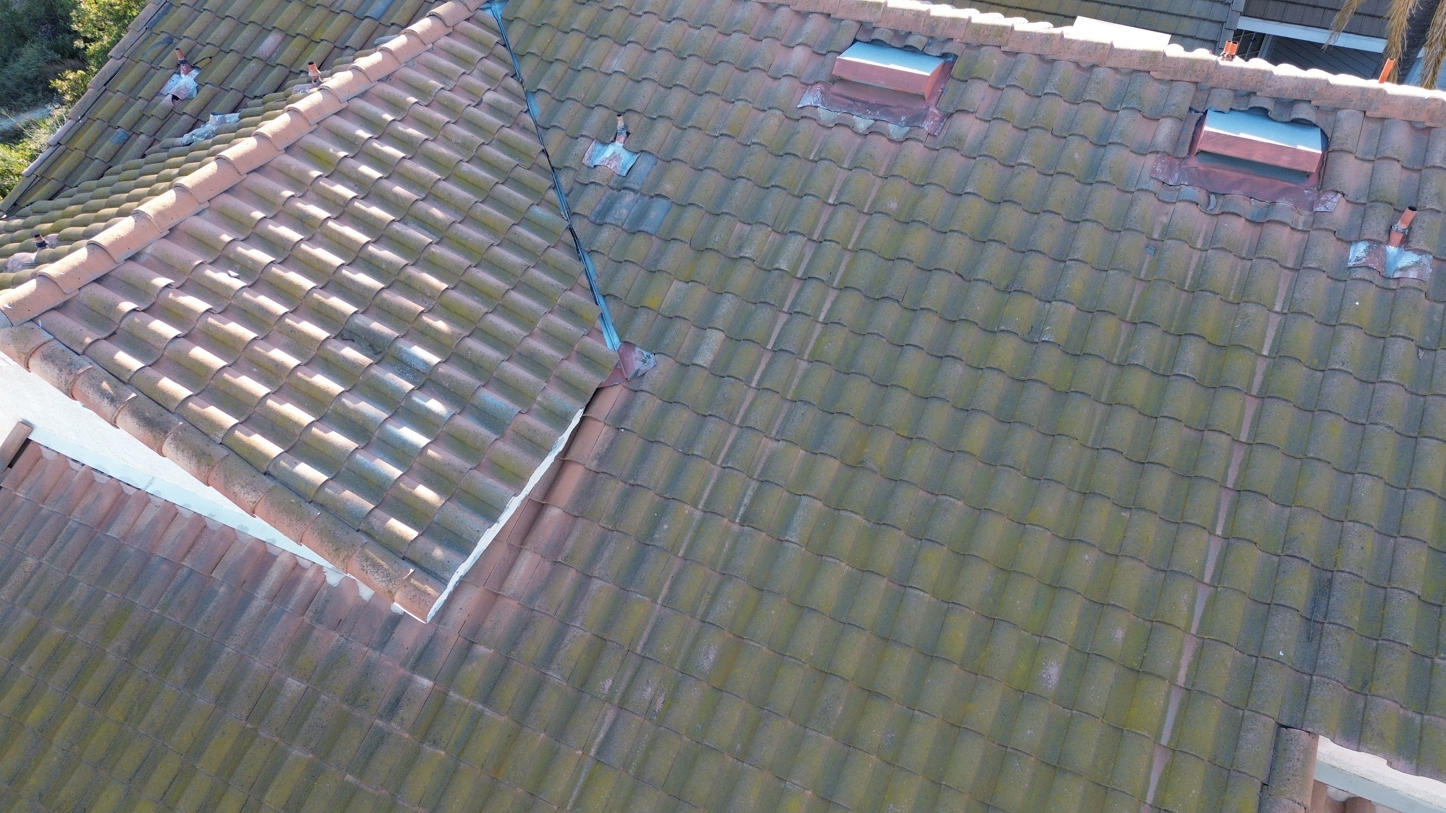 Roof Cleaning SAFEWAY by Pirate Pete’s Power Washing