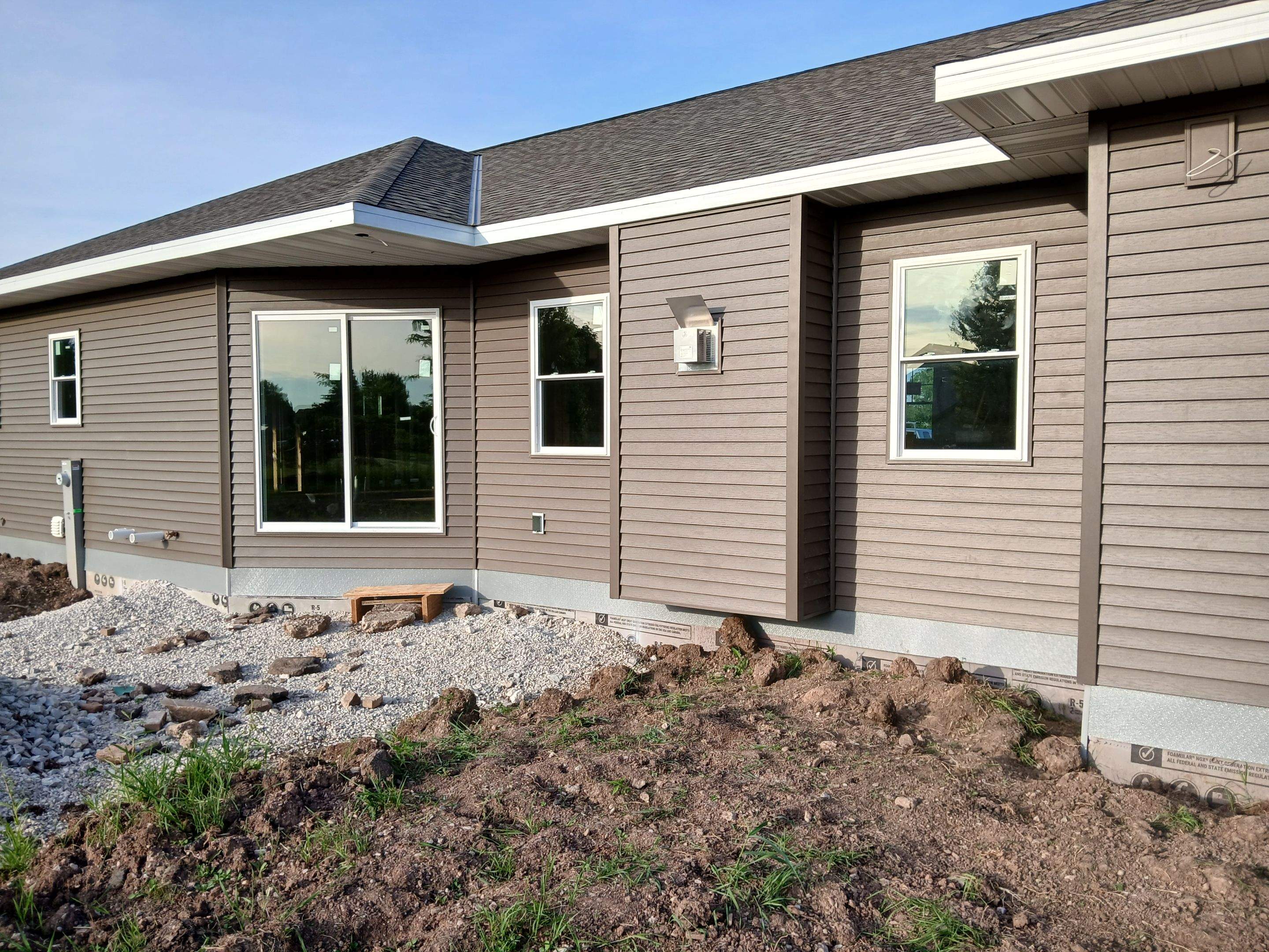 New Con Siding  by Gellings Roofing & Siding