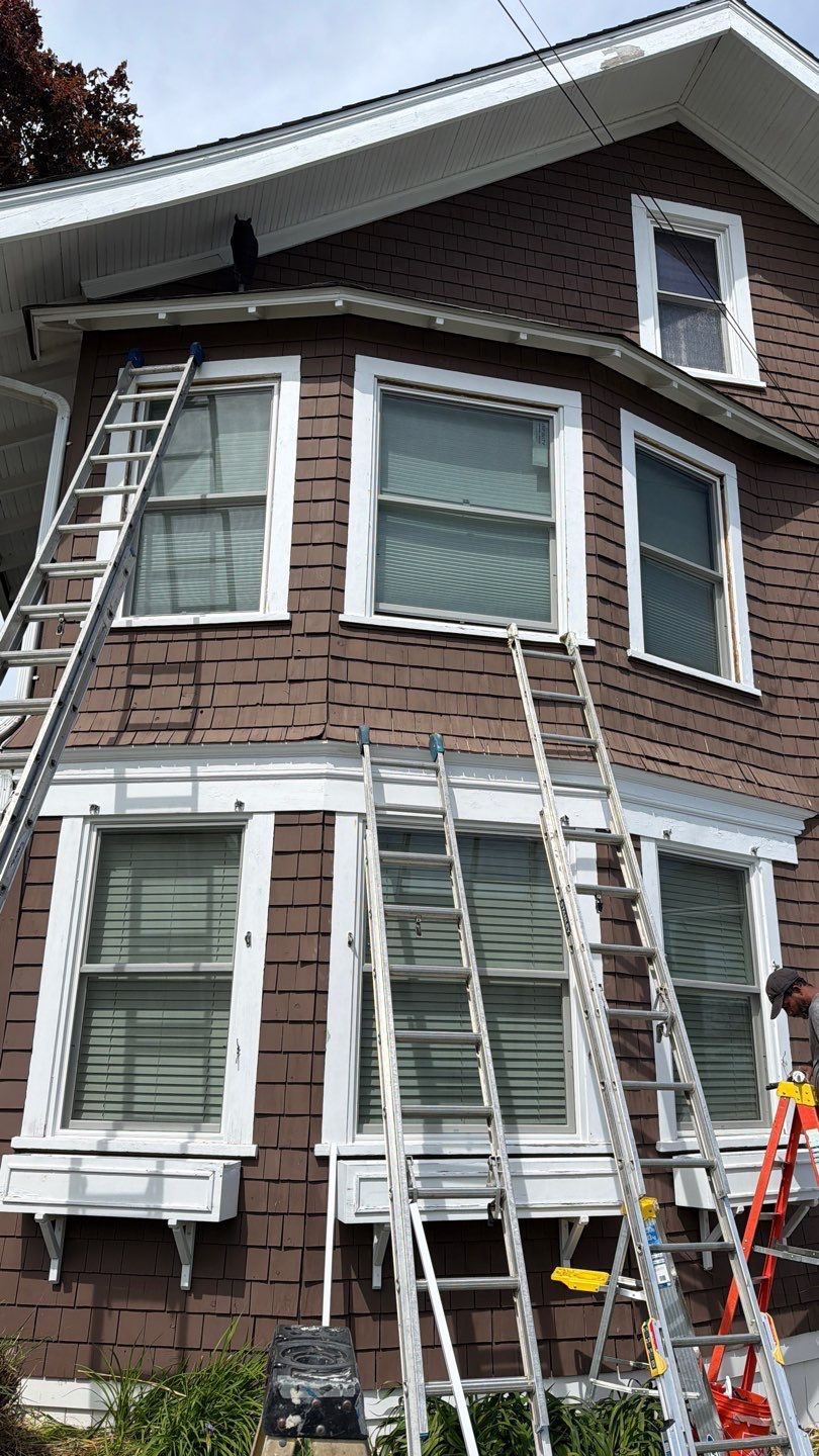 Infinity by Marvin Window Installation using Infinity By Marvin Double-Hung window by DiGiorgi Roofing and Siding Inc