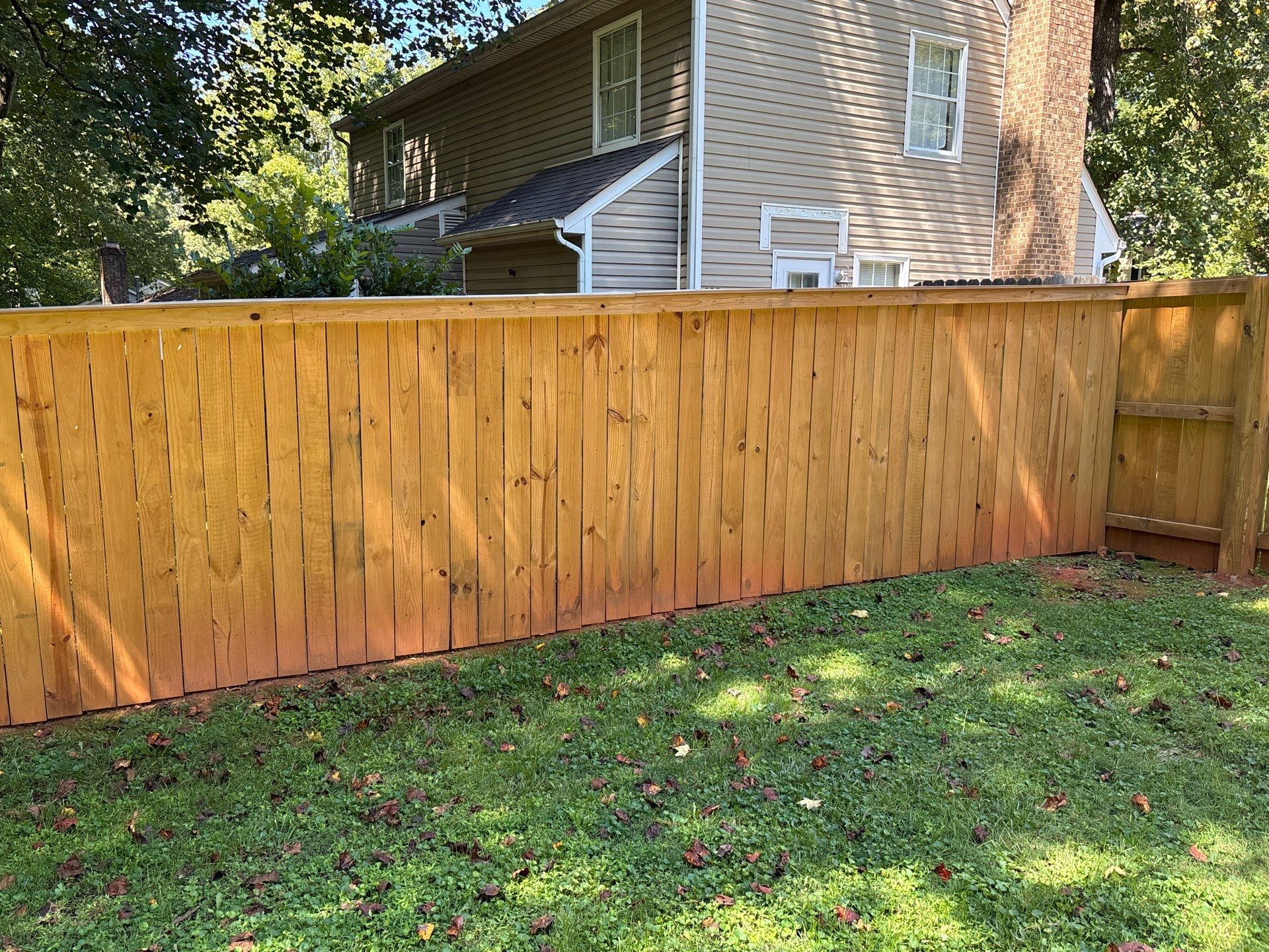 Wood Fence using Wood Sealant by DuraSeal