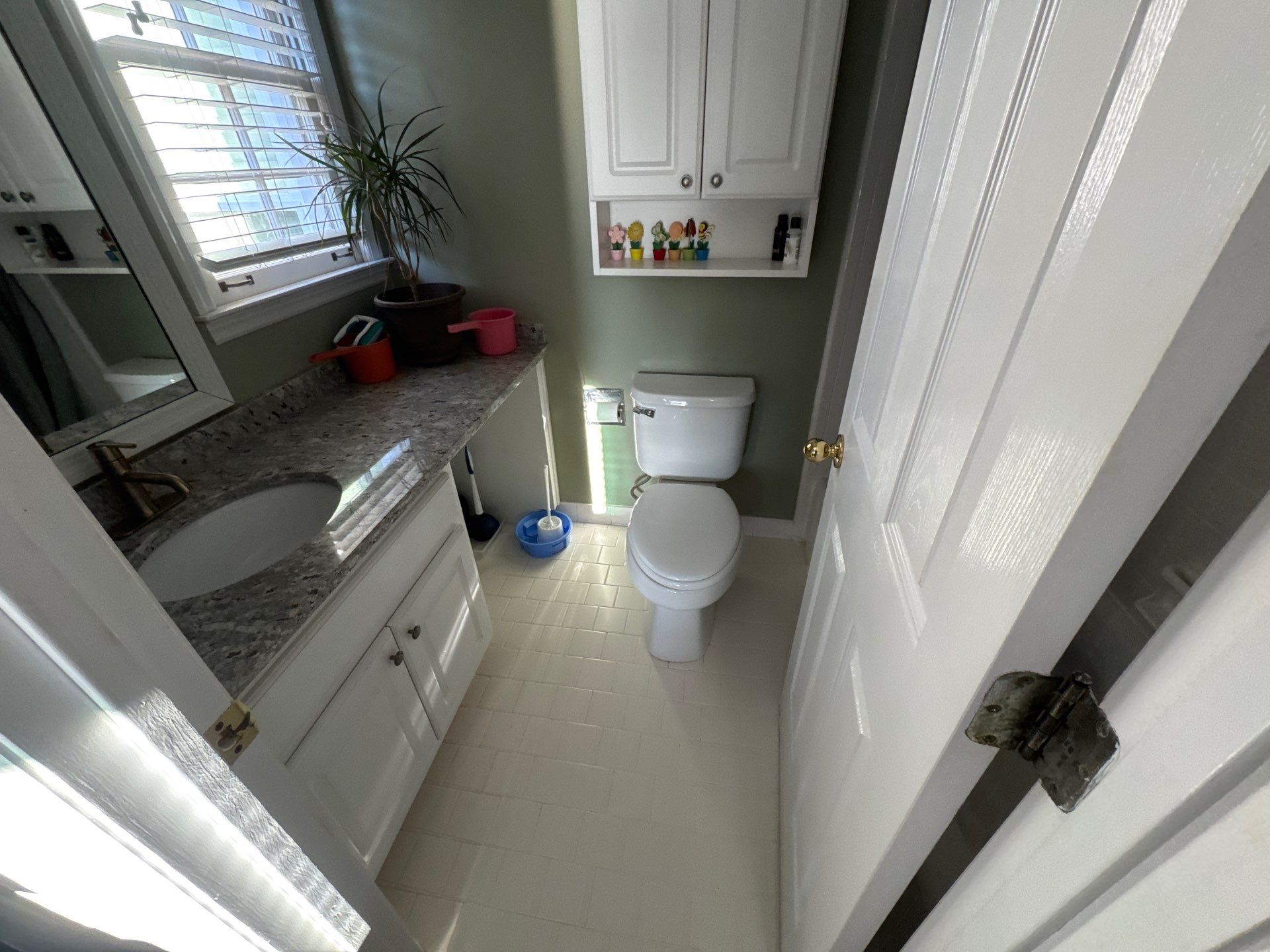 Tub to walk-in shower by Prudencio