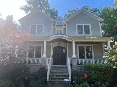 Hardie Board House & Detached Garage Soft Washing