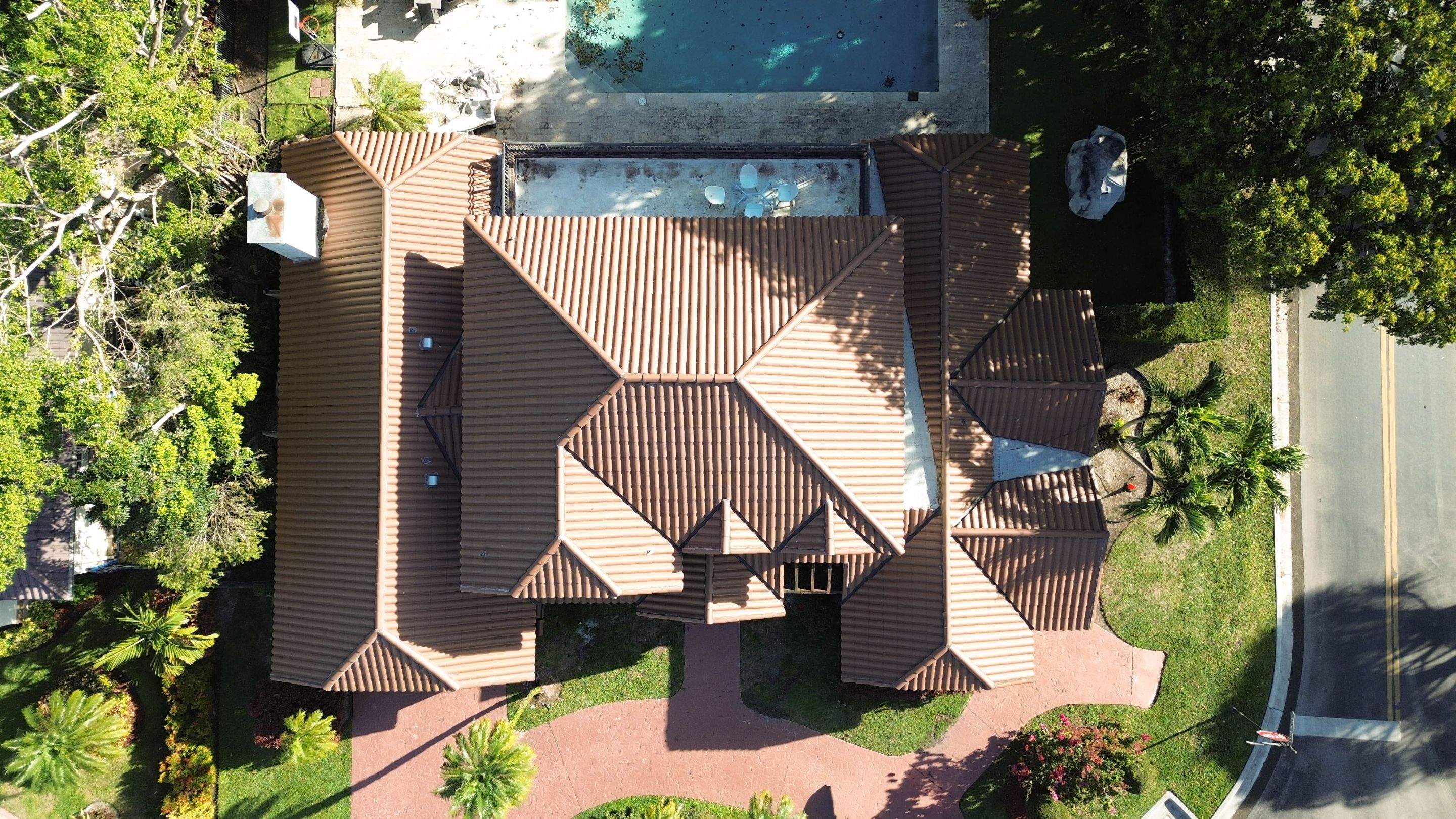 Verea - Spanish S - Brown by Istueta Roofing