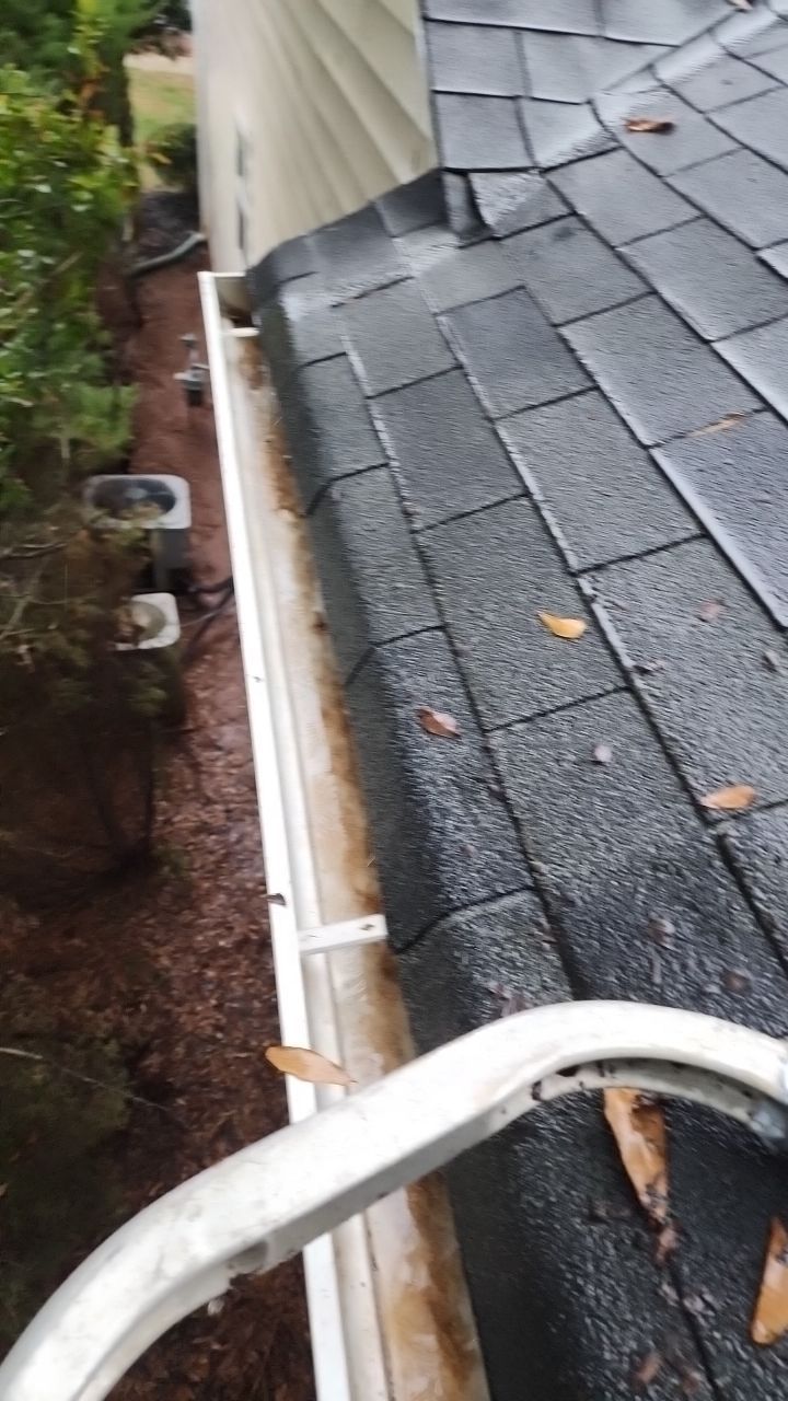 House Wash using cleaner by Power Wash Masters LLC