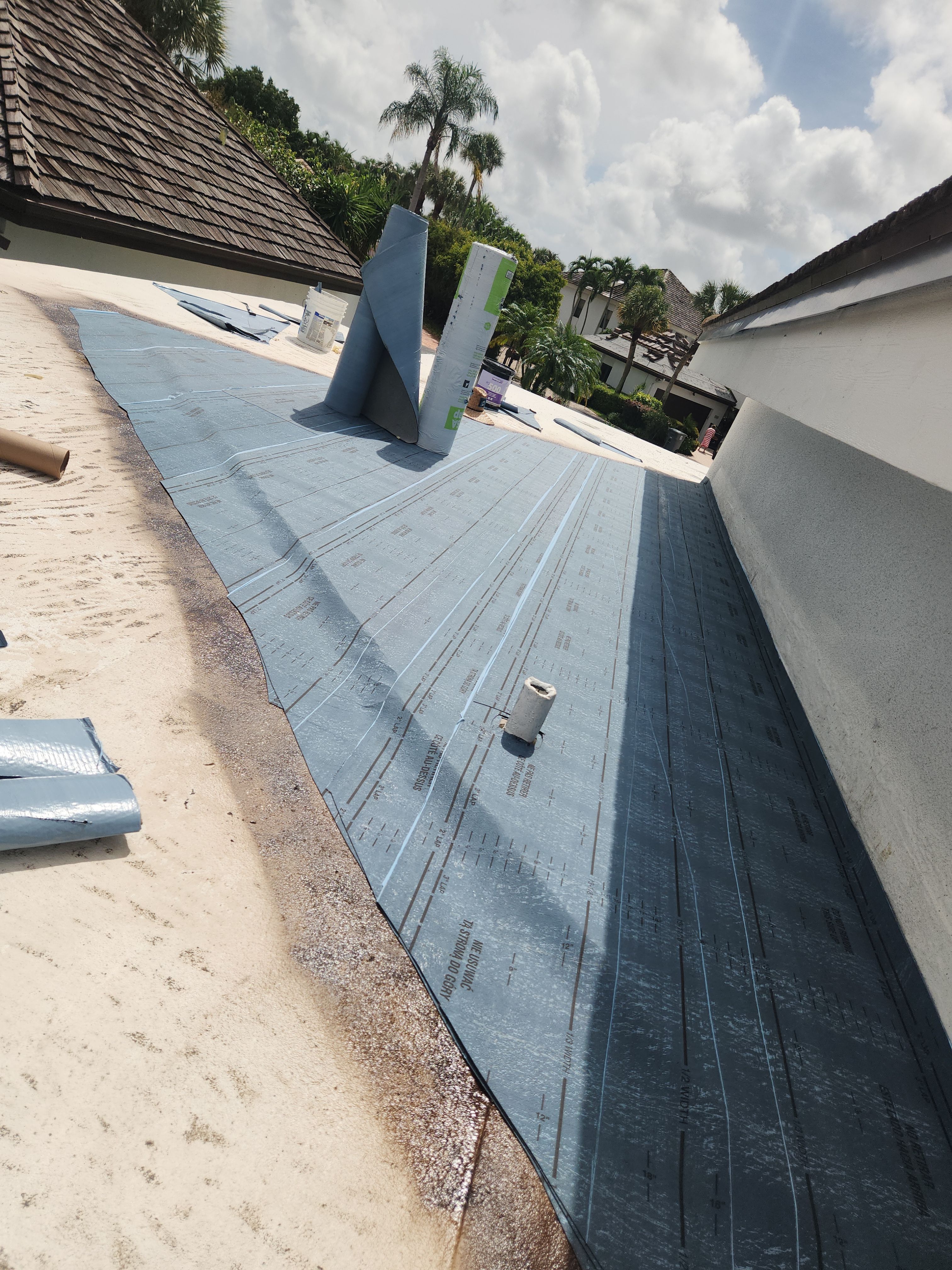 Flat Roof Restoration and Silicone Coating in Boca Raton by Aastro Roofing