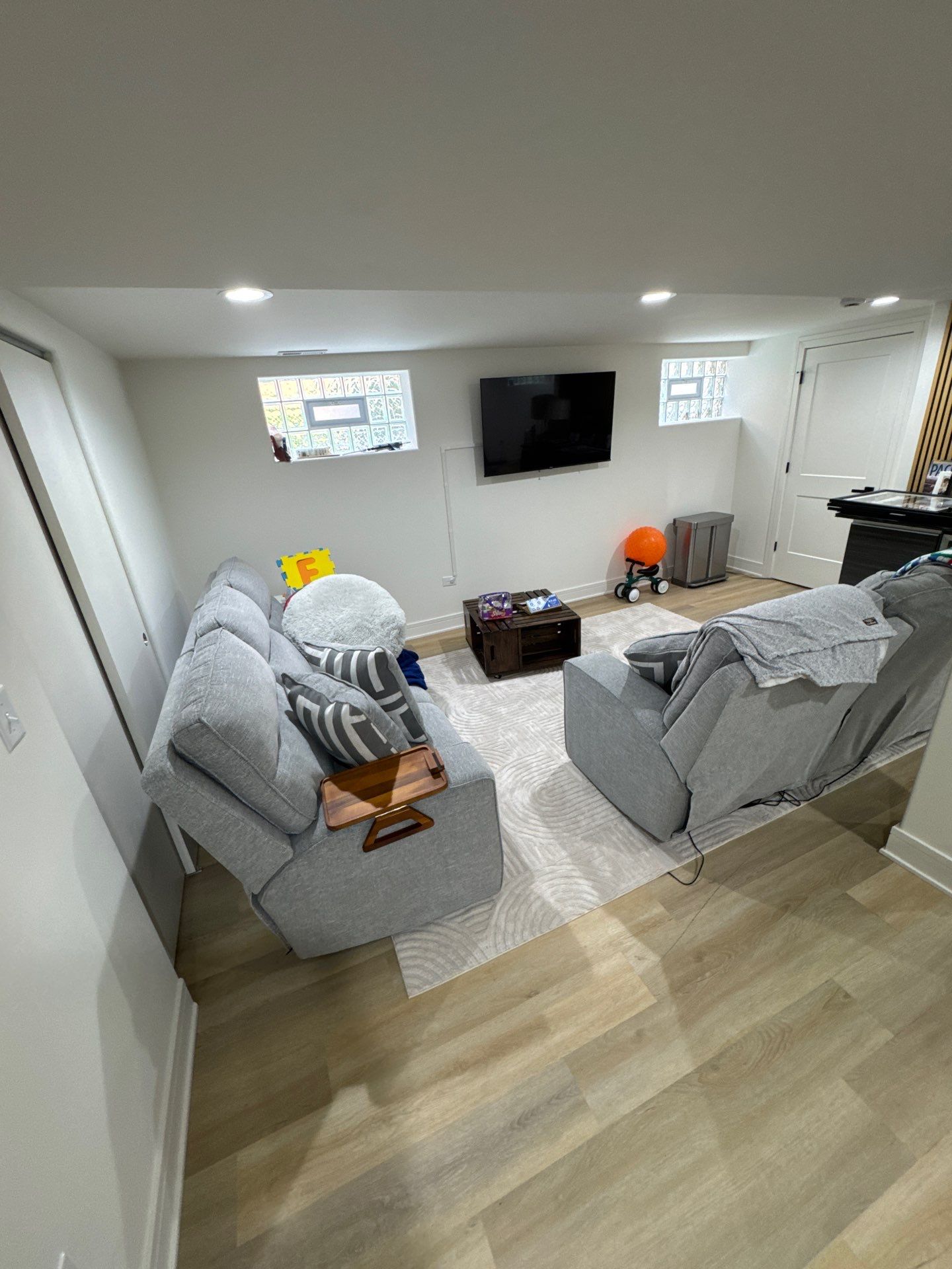 Basement Water Damage Mitigation and Structural Drying in Chicago by Chicagoland Water Medics