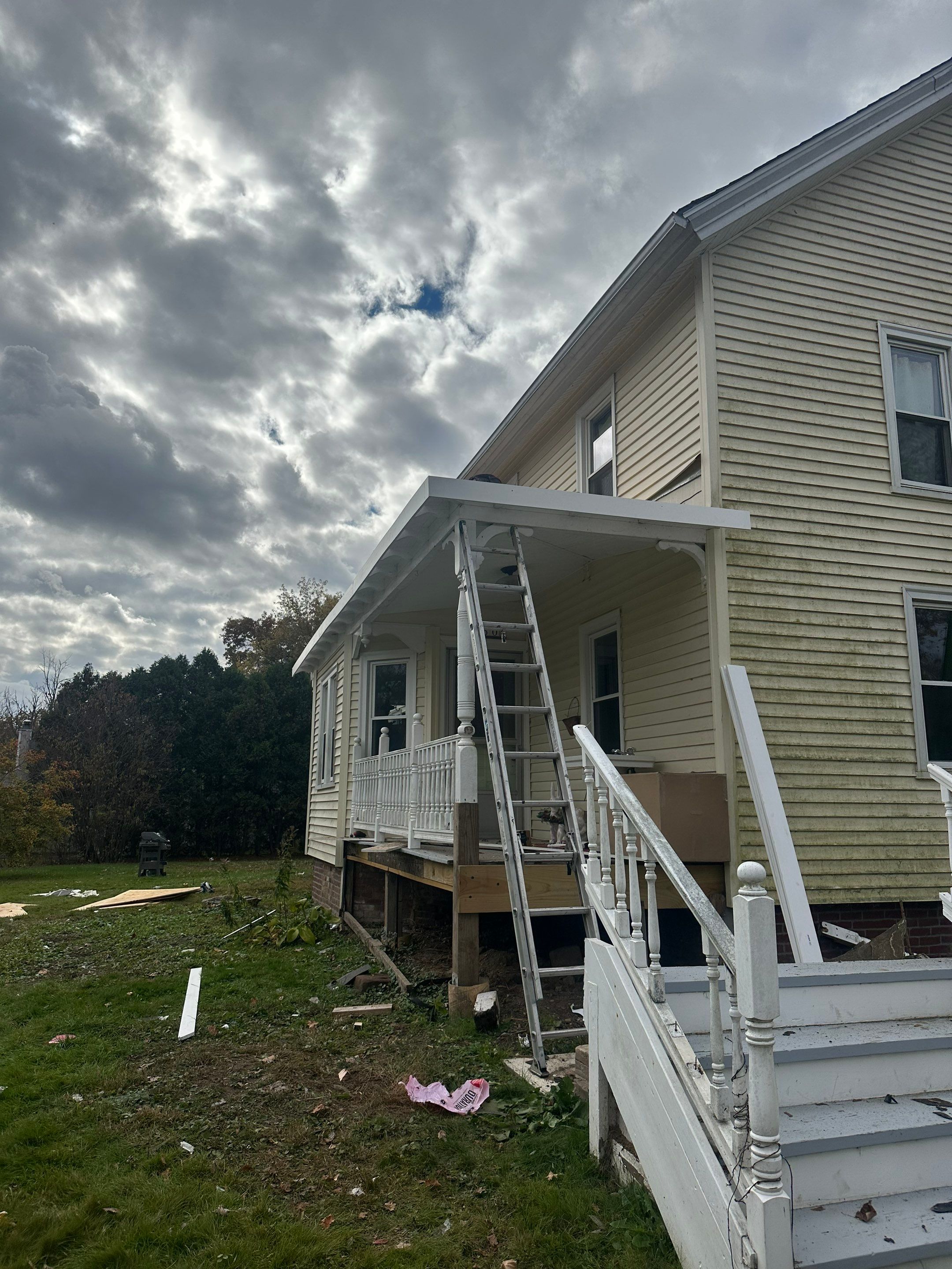 Owens Corning Duration: Colonial Slate in Windsor by Golden Shield Roofing