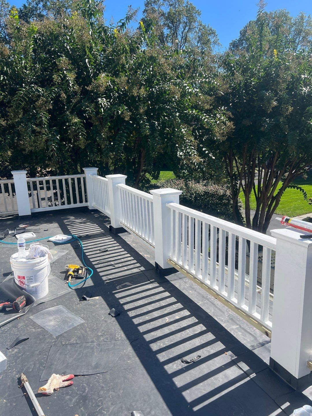 McLean - Residential Flat Roof Replacement with Carlisle Syntec EPDM by RM Banning, Inc.