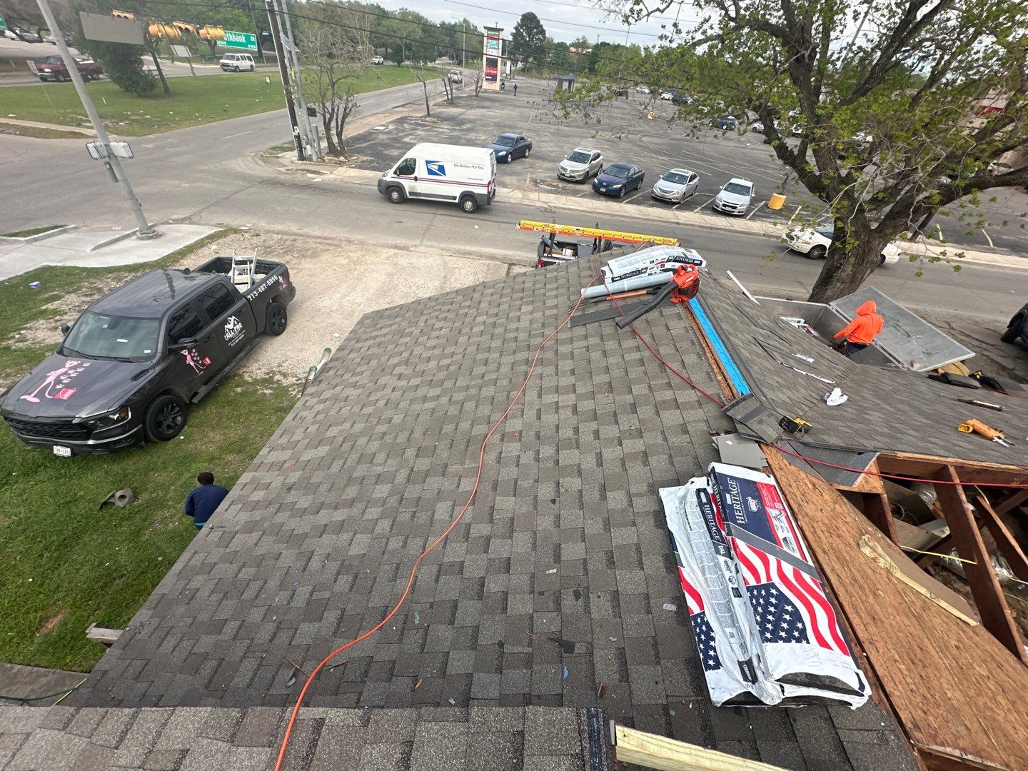 Residential Roofing Installation using Owen's Corning Duration (Lifetime) Shingles by Roof Repair Company