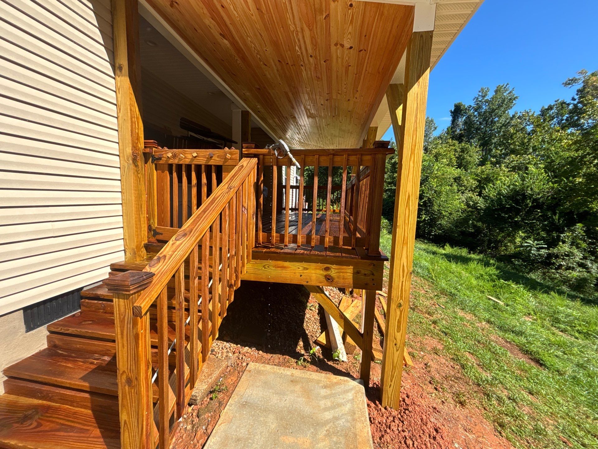 Wood Deck using Wood Sealant by DuraSeal