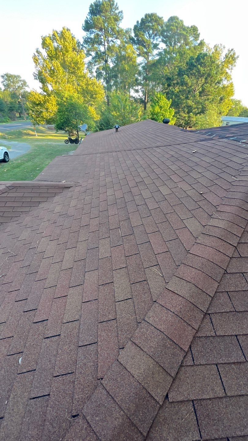 Owens Corning Oakridge Shingle - Color - Driftwood by deleted_company_780284