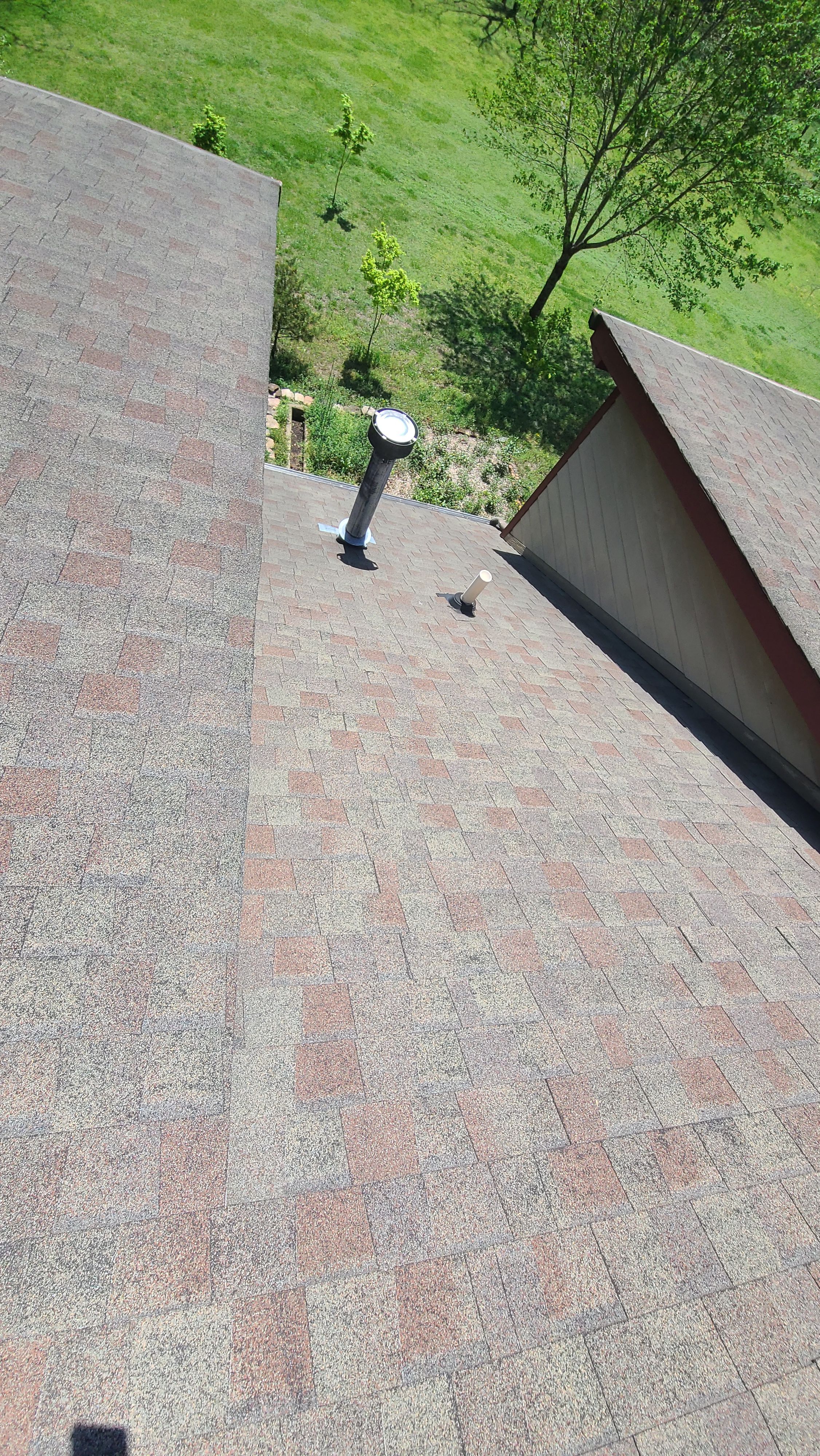 Tony's roof by BROCK BUILDERS 