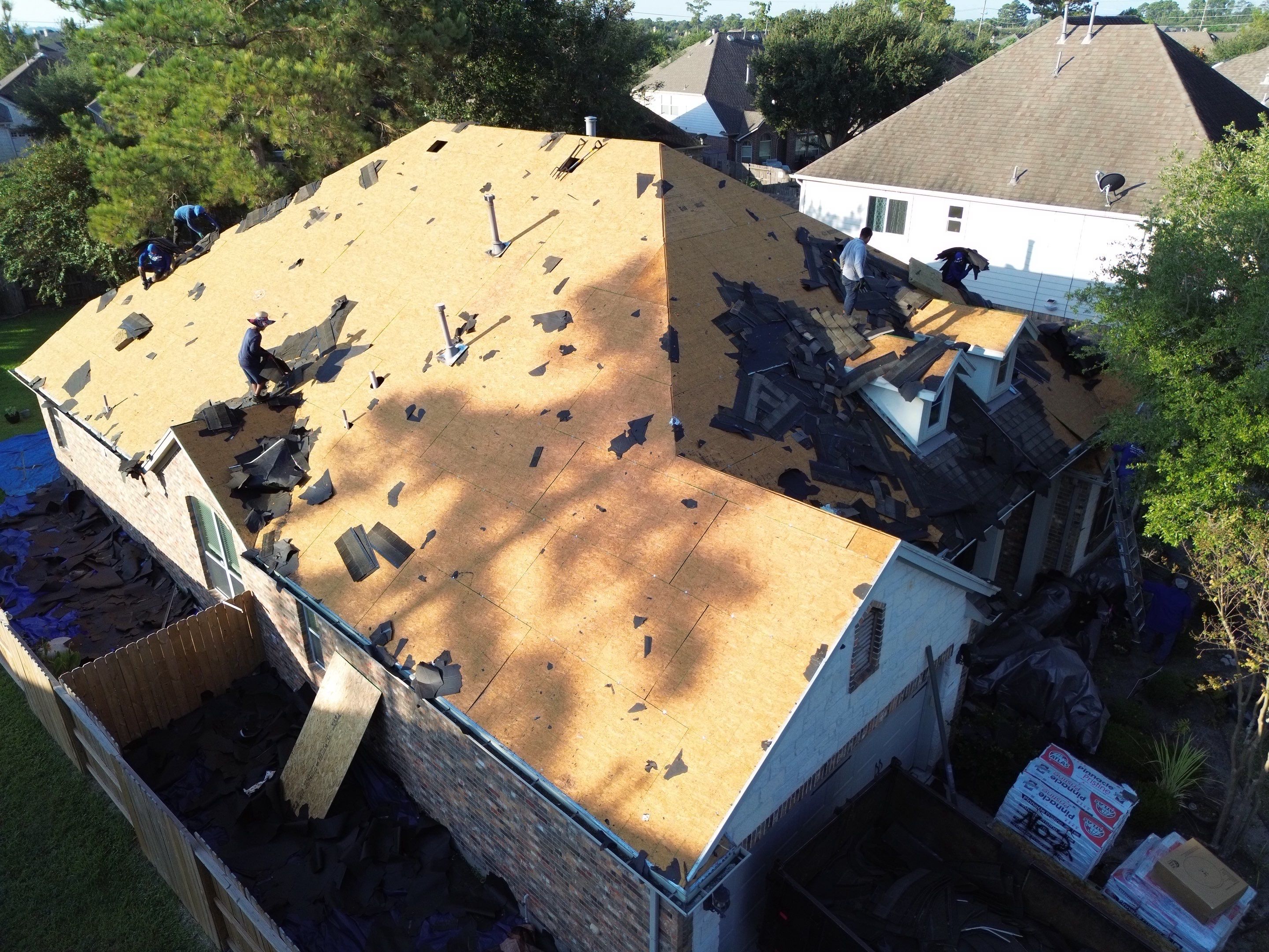 Roof Remplacement with Atlas shingles by CAP Roofing and Construction LLC
