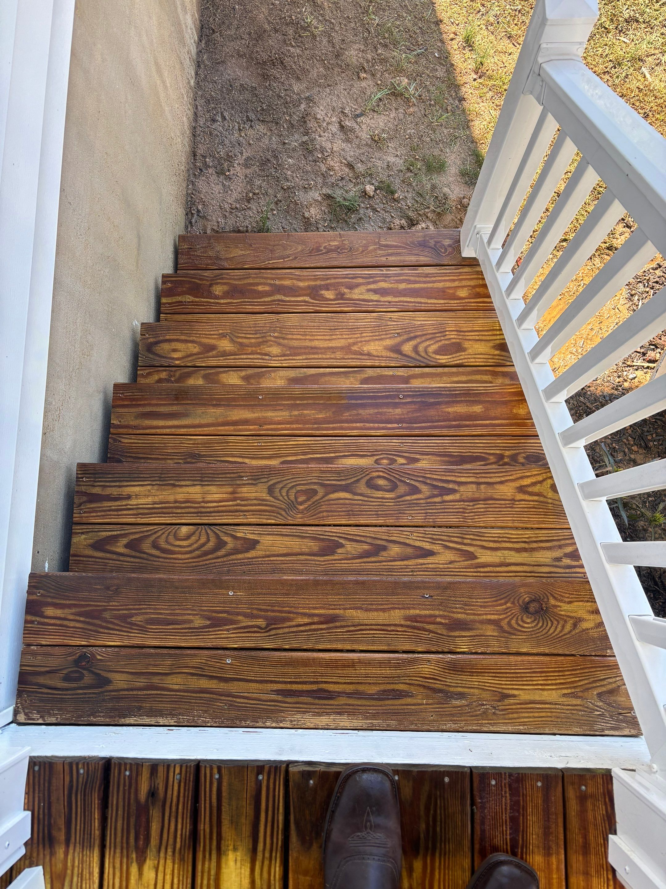 Wood Deck using Wood Sealant by DuraSeal