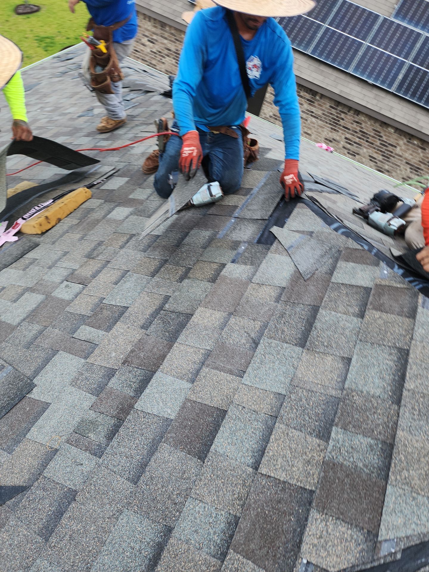 Residential Roofing Installation using Owen's Corning Duration (Lifetime) Shingles by Roof Repair Company